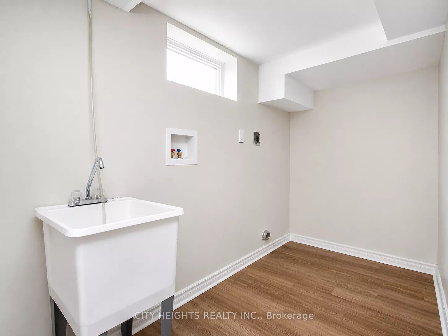 Unit LOWER LEVEL - 433 Crerar Avenue, Oshawa 2