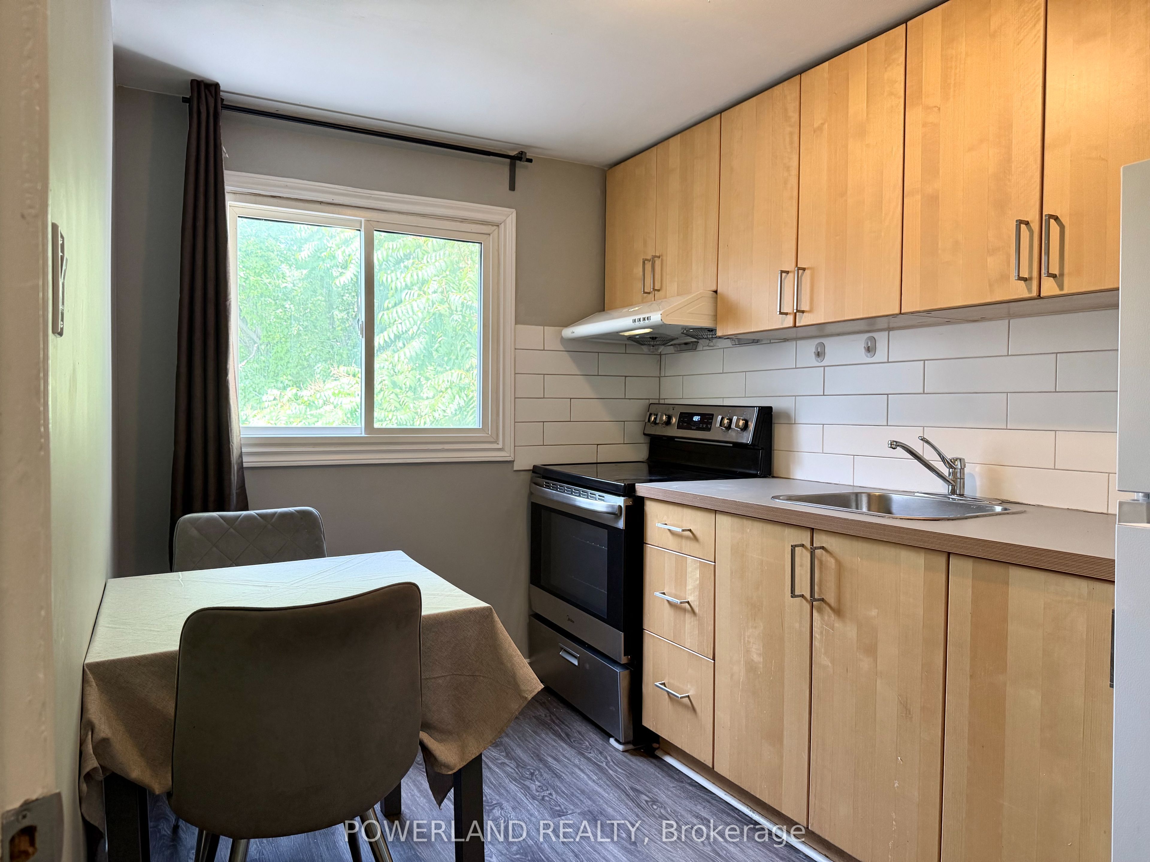 Unit Apt A - 68 Carlaw Avenue, Toronto 4