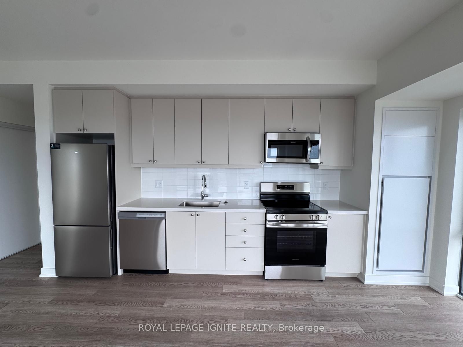 Unit 1124 - 51 Clarington Boulevard, Clarington 5