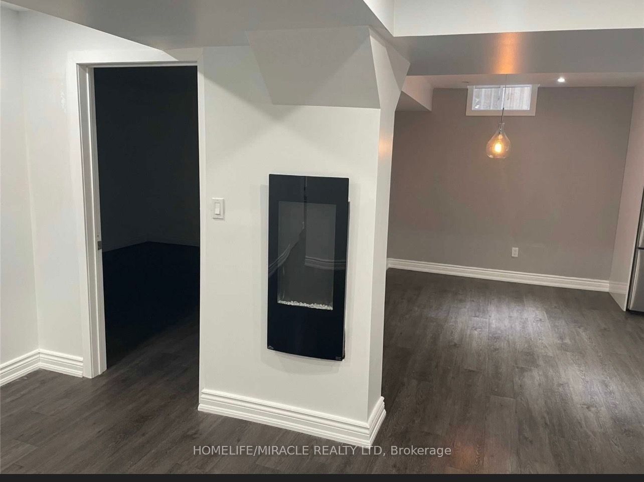 Unit Bsmt - 38 Purdy Place, Clarington 5