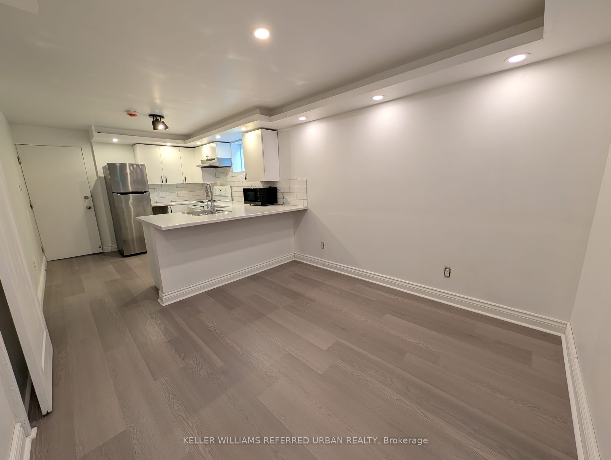 Unit Basement - 2979 Lawrence Avenue E, Scarborough 3