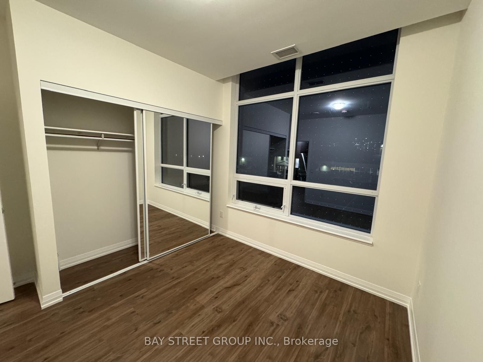 Unit 221 - 3270 Sheppard Avenue E, Scarborough 2