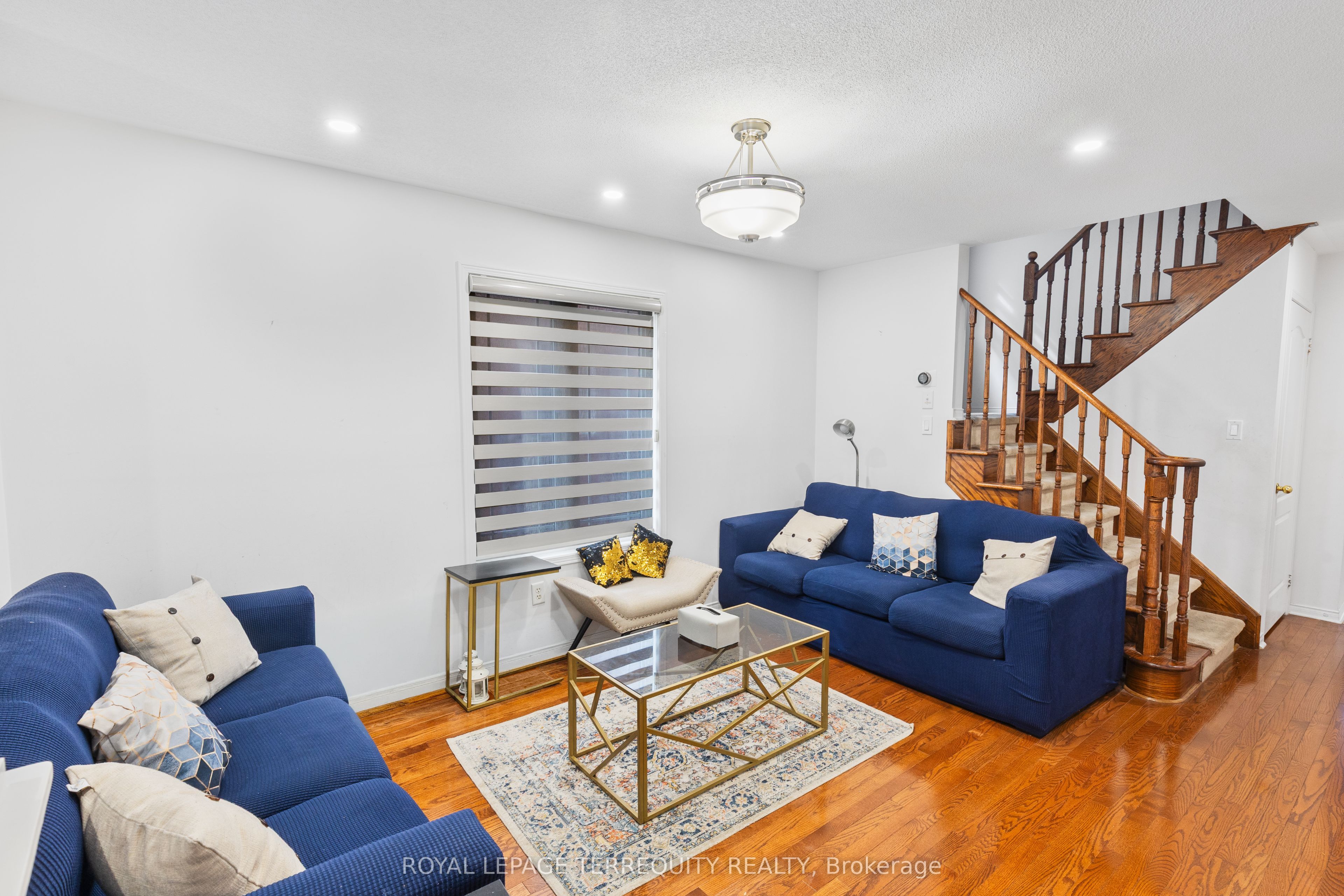 44 Thackery Drive, Ajax 3