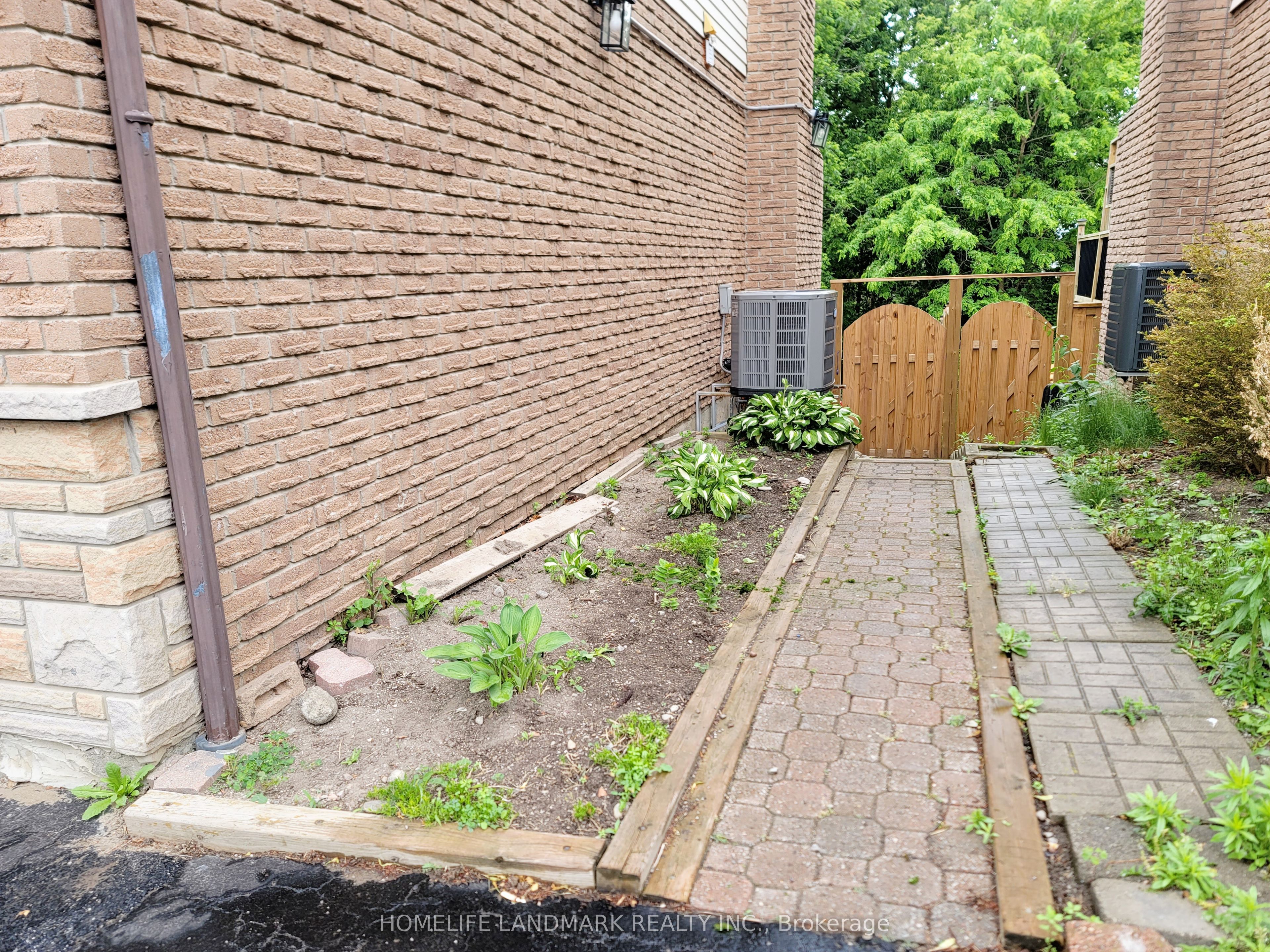 Unit LOWER - 16 Mansfield Crescent, Whitby 5