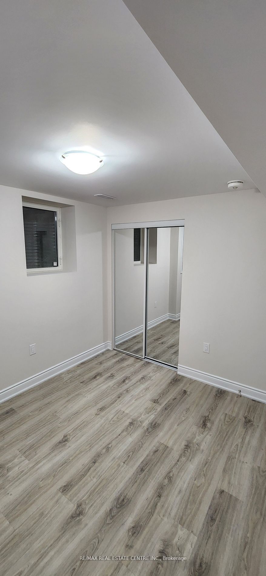 Unit basement - 15 Dagwell Crescent, Ajax 5