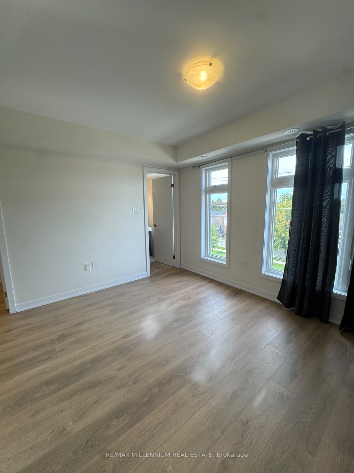 Unit 1106 - 1865 Pickering Parkway, Pickering 5