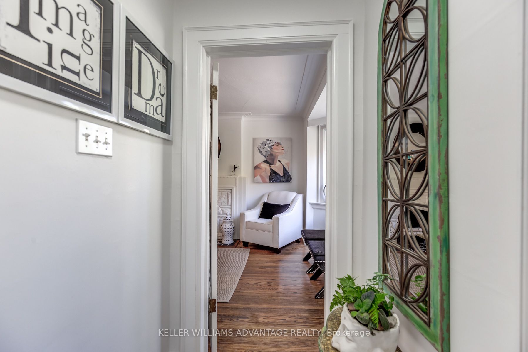 376 Glen Manor Drive, Toronto 2