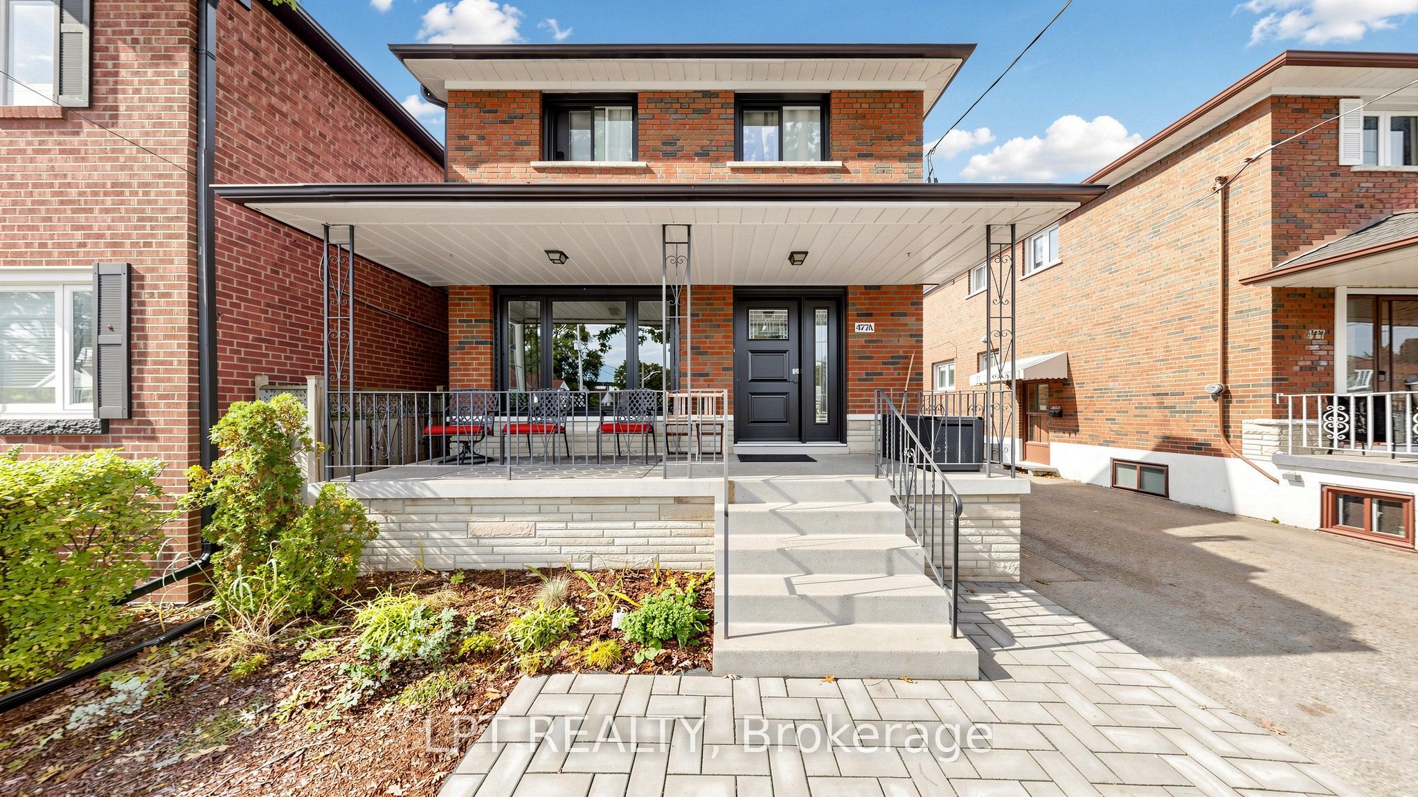 Unit Main Floor Apt - 477 Cosburn Avenue, Toronto 4