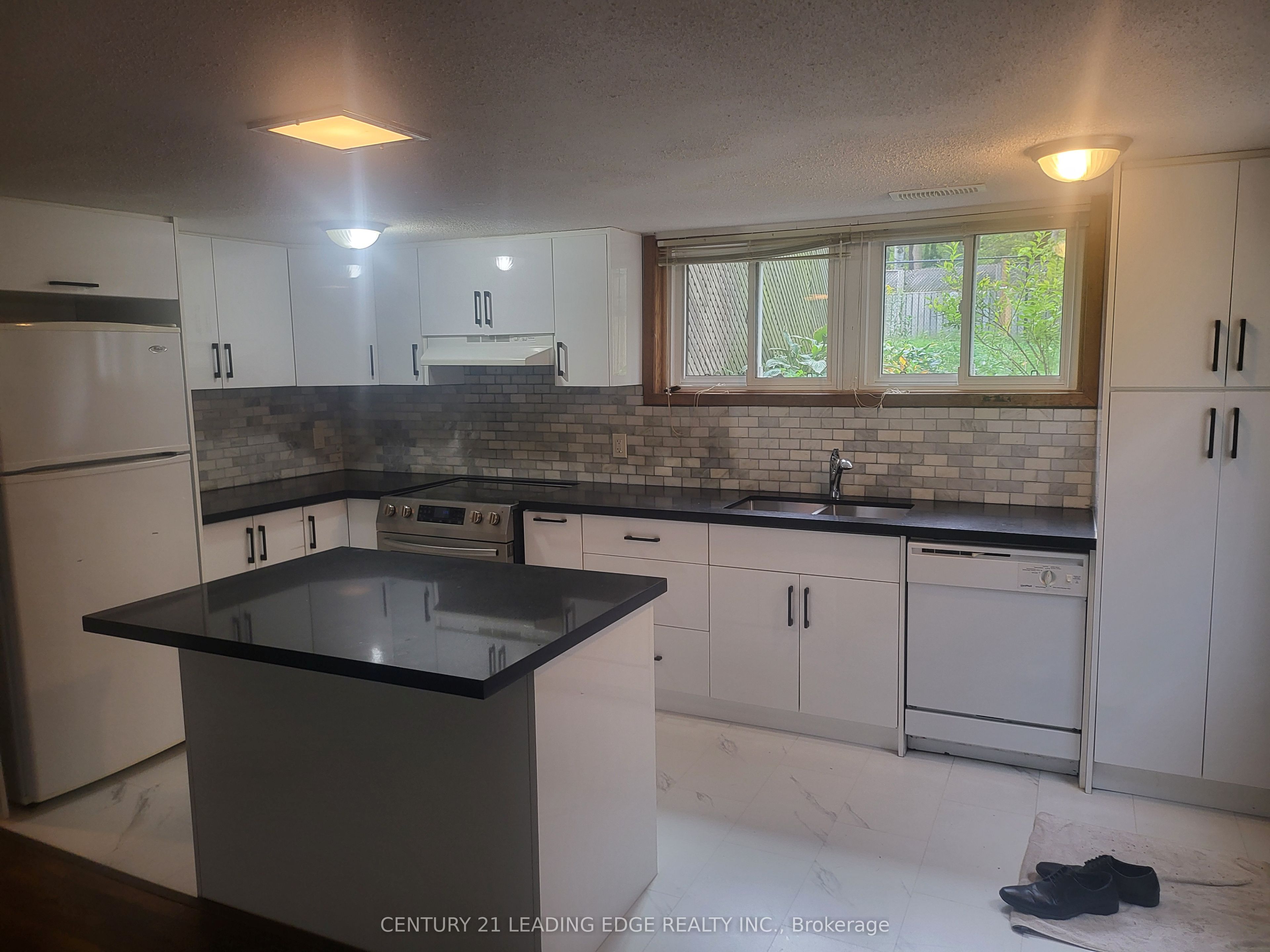 Unit Lower Level - 168 Meadowvale Road, Scarborough 4