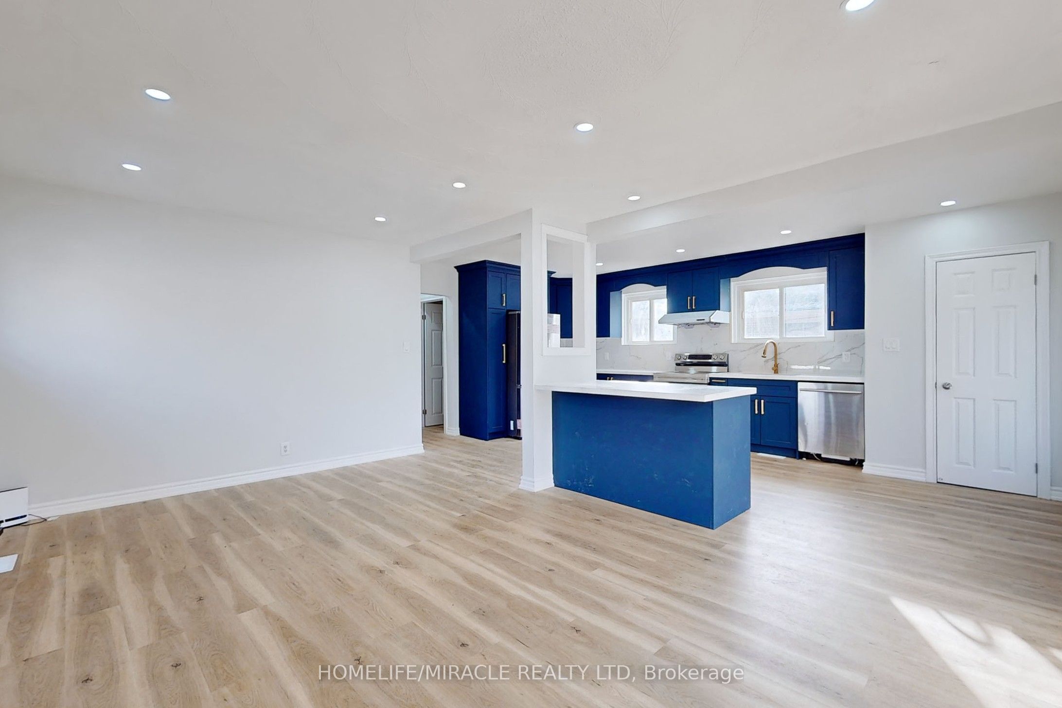 Unit Main Floor - 253 Wilson Road N, Oshawa 5