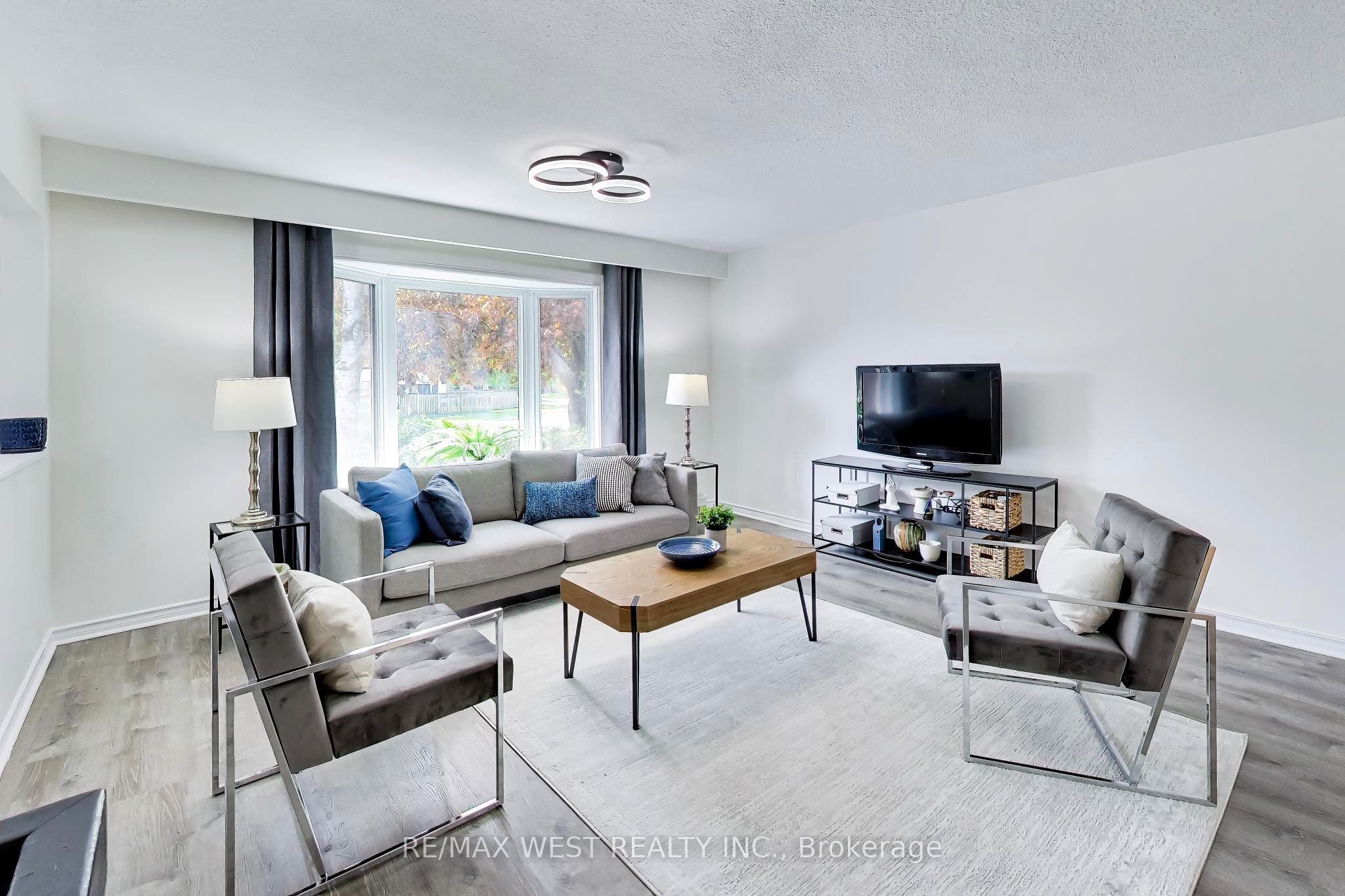 128 Roser Crescent, Clarington 5