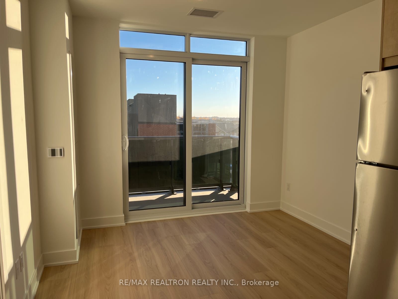 Unit 305 - 2545 Simcoe Street N, Oshawa 3