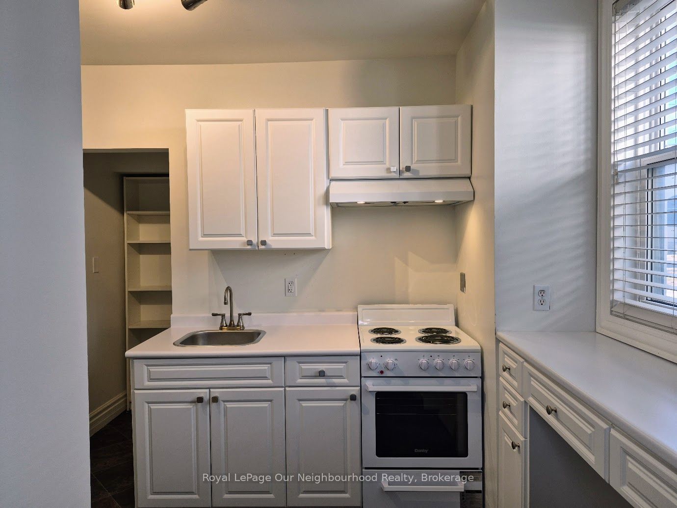 Unit Main - 11 Colborne Street W, Oshawa 4