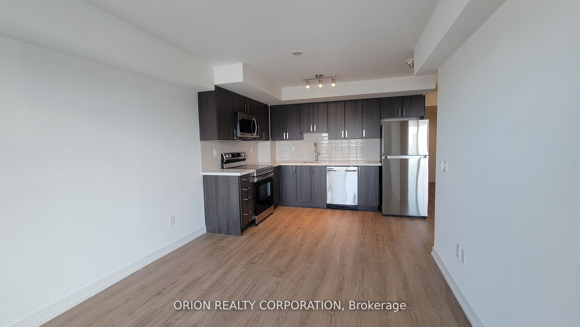 Unit 1111 - 1435 Celebration Drive, Pickering 4