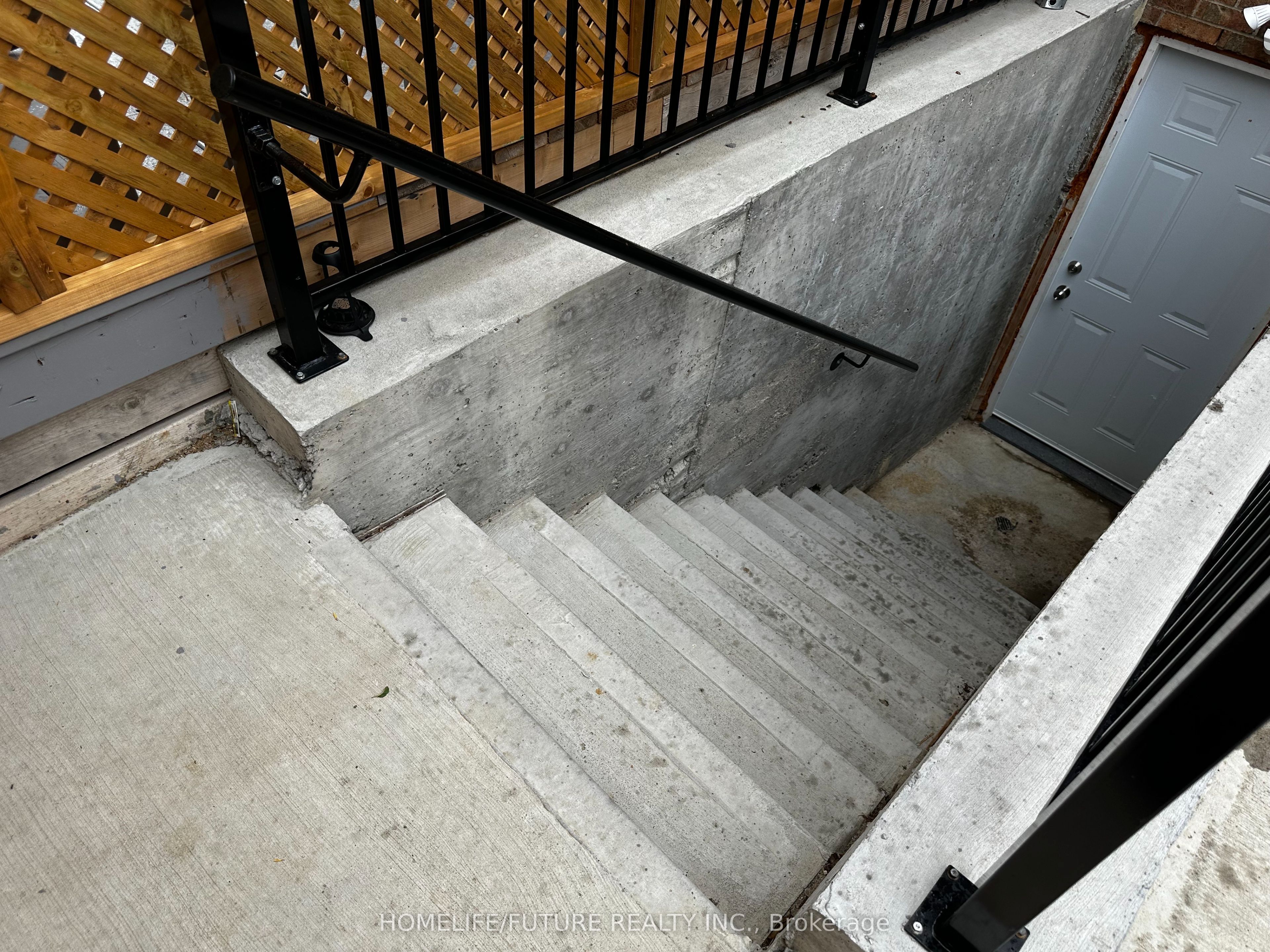 Unit Basment - 426 Wycliffe Avenue, Vaughan 2