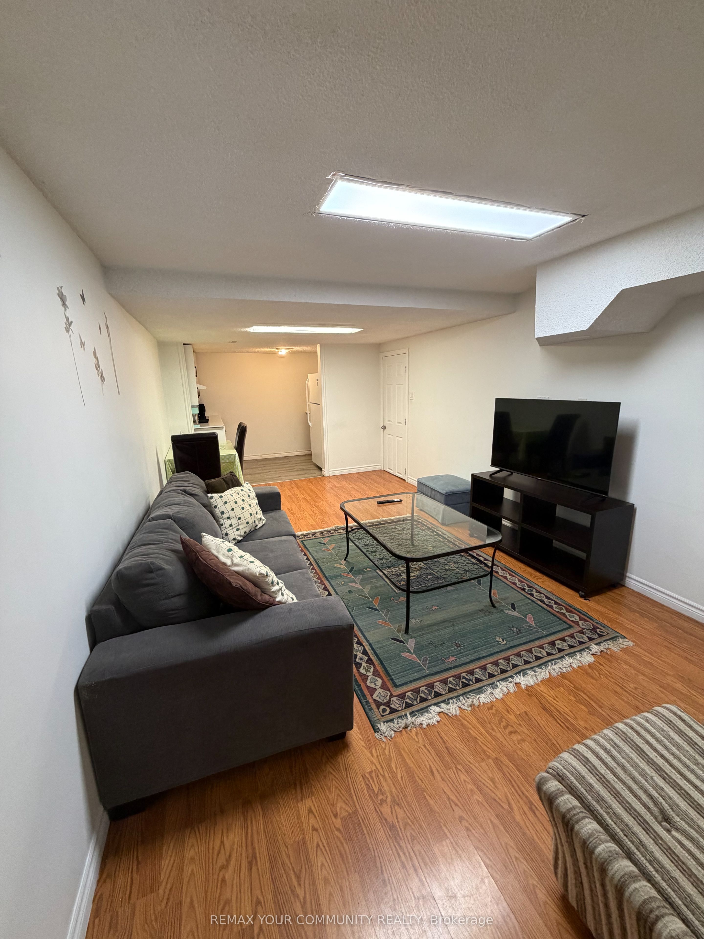 Unit Bsmnt - 101 Springhead Gardens, Richmond Hill 5