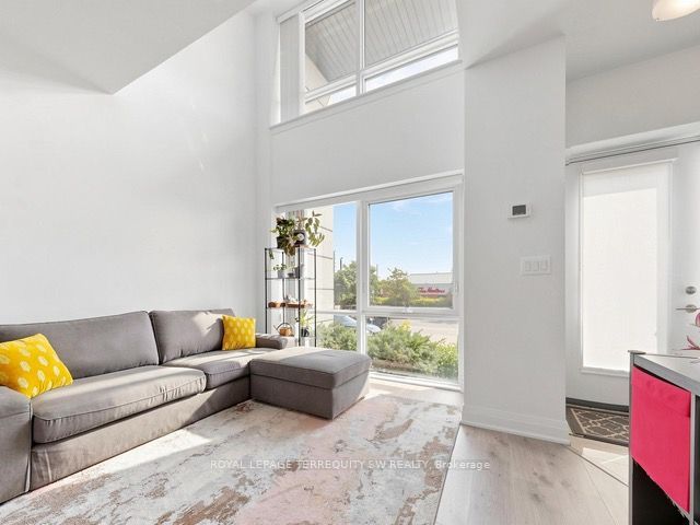 Unit 114 - 12 Woodstream Boulevard, Vaughan 3