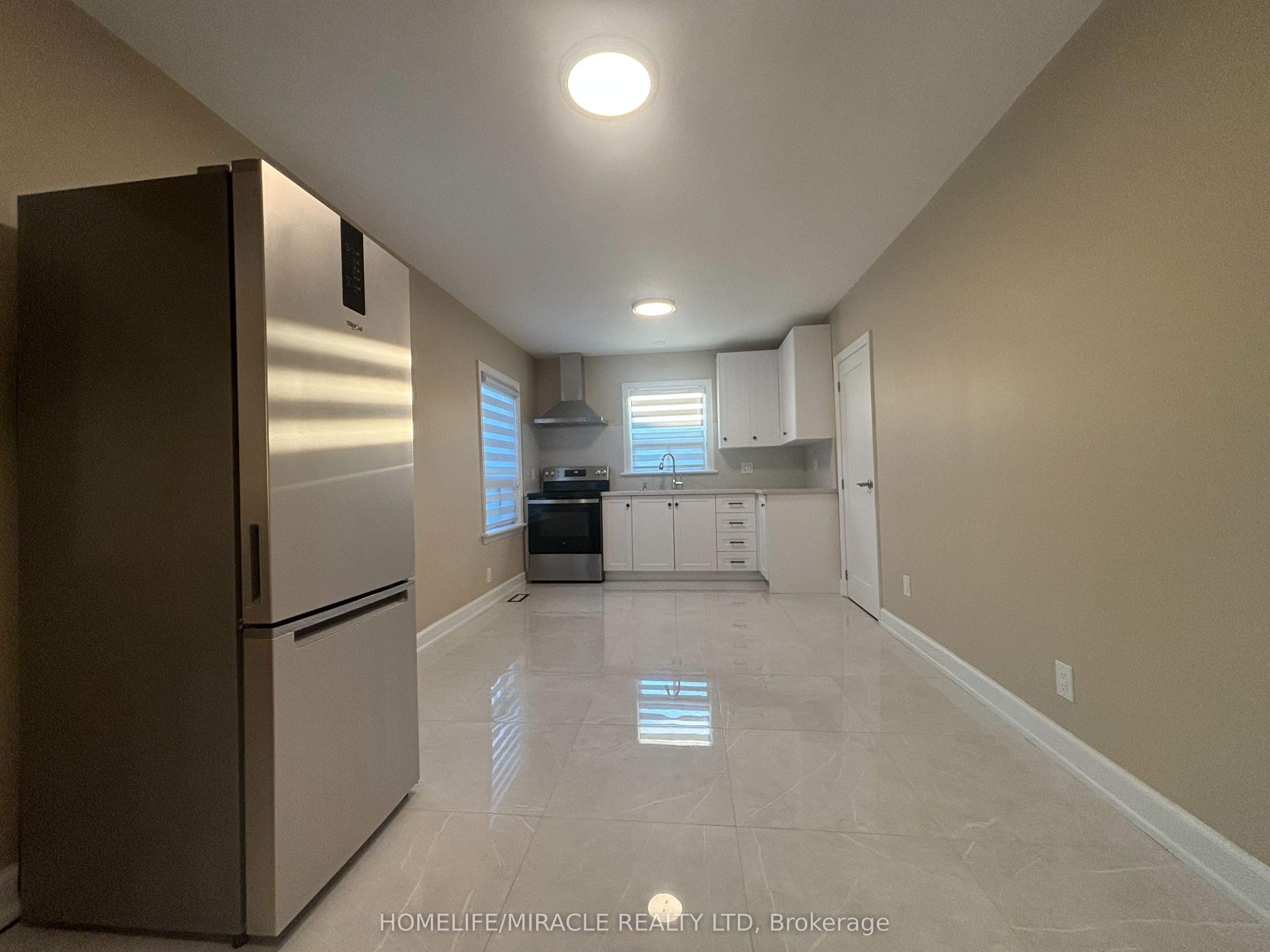 Unit Upper floor suite - 54 Hawman Avenue, Vaughan 3