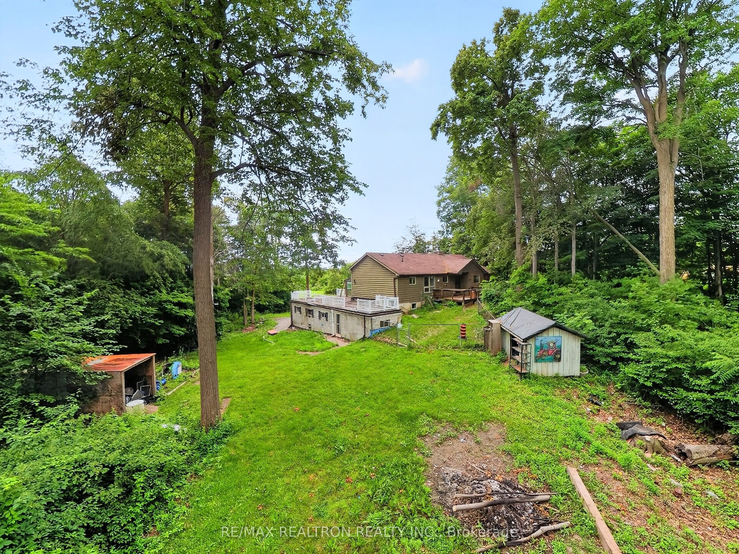 110 Glenwoods Avenue, Georgina 5