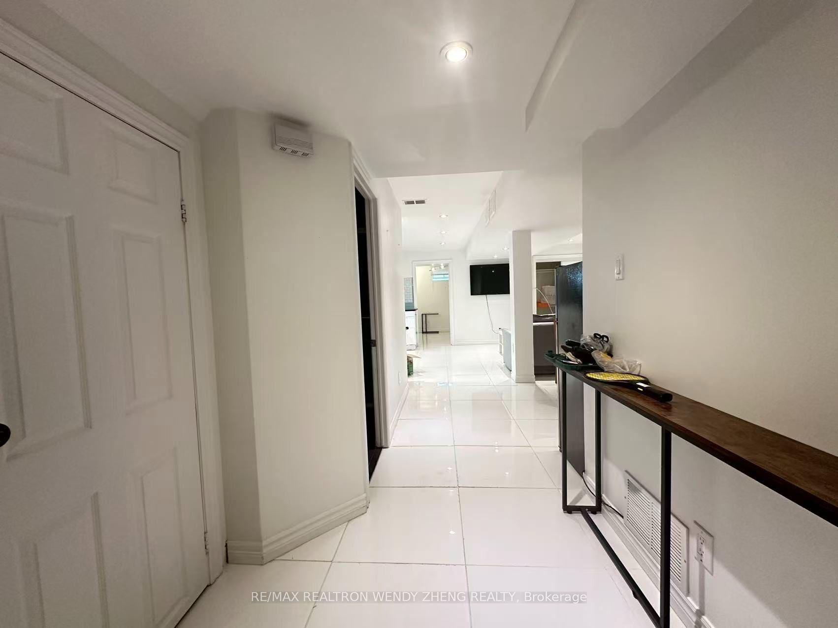 Unit Bsmt - 157 Black Maple Crescent, Vaughan 4