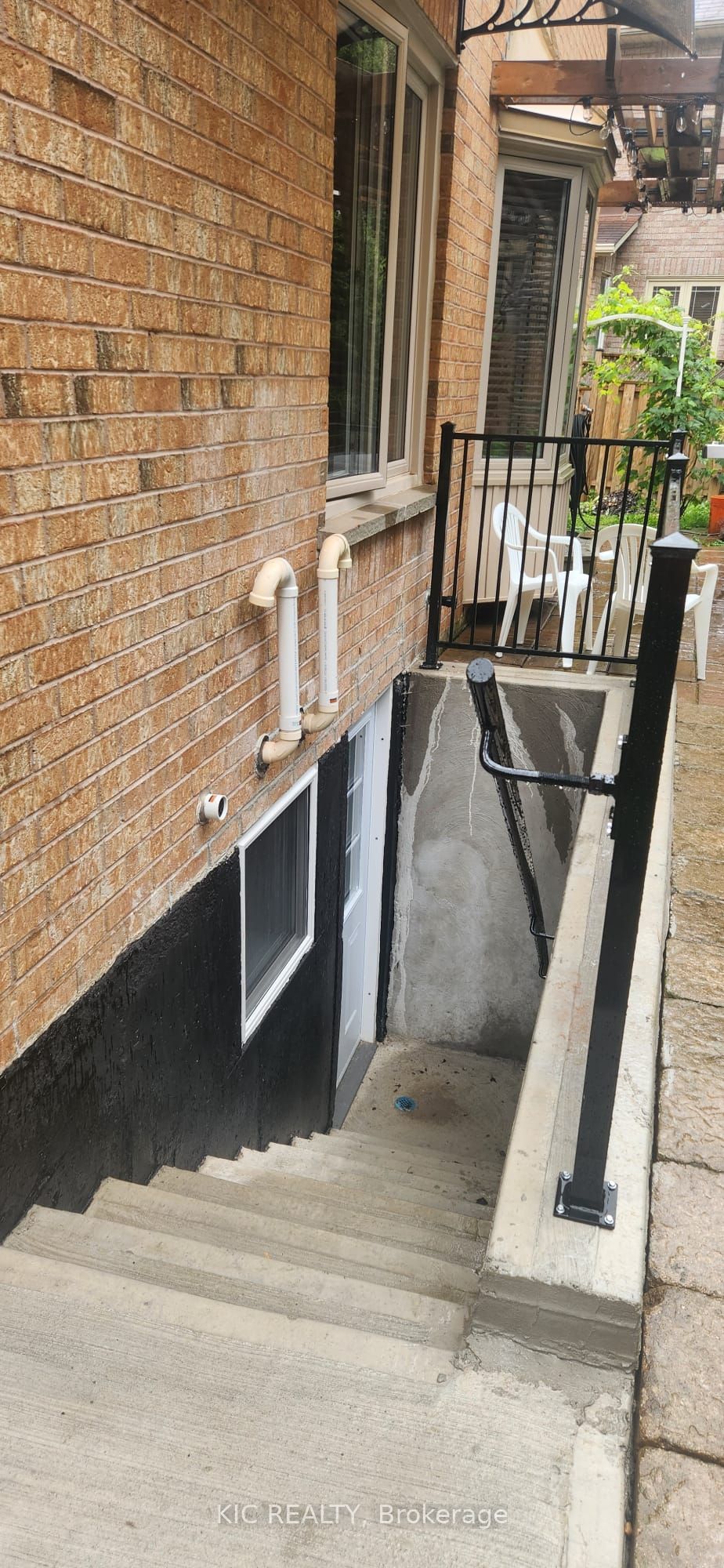 Unit Basement - 618 Ponting Place, Newmarket 3