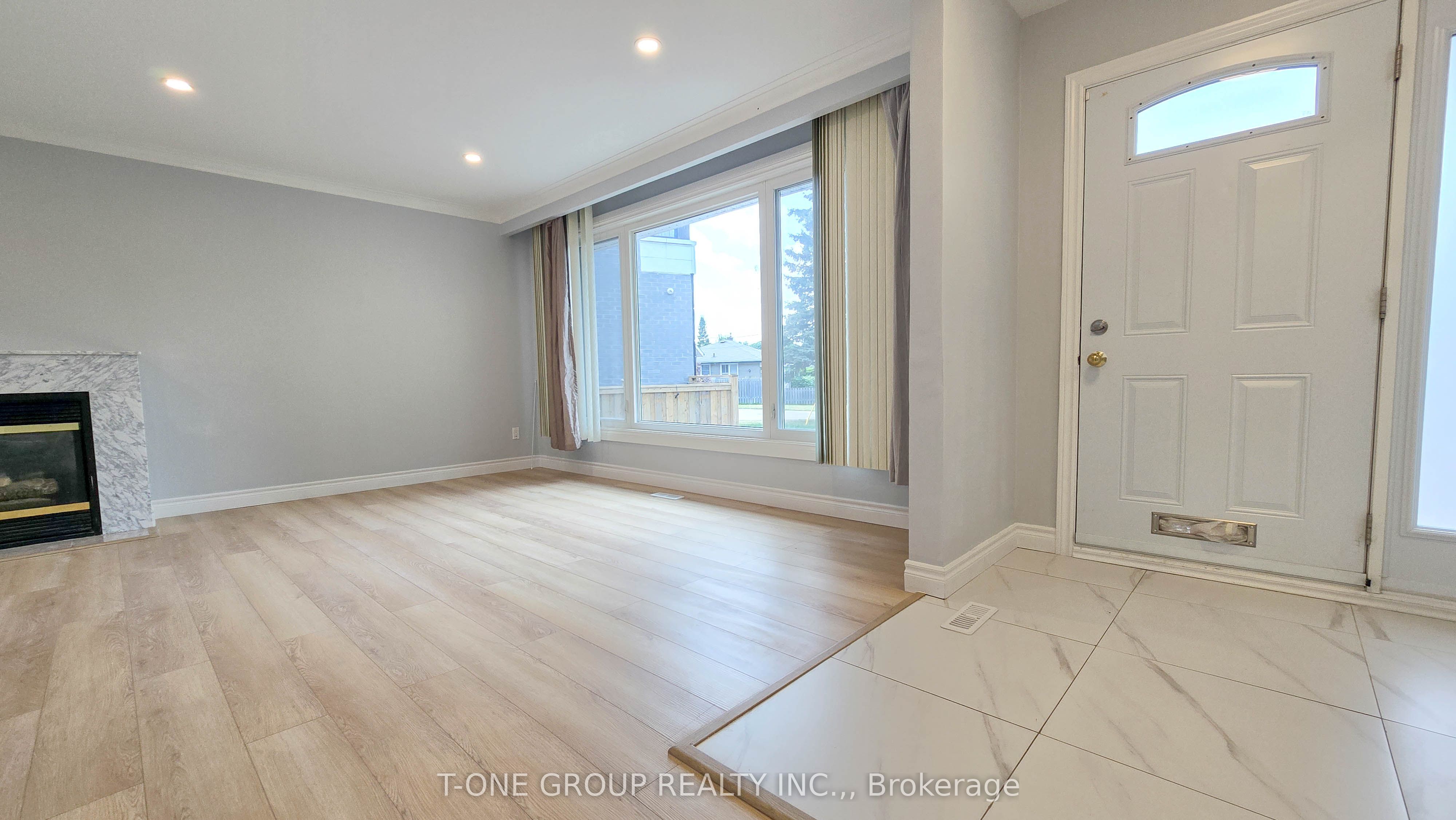 Unit MAIN - 452 LYNETT Crescent, Richmond Hill 3