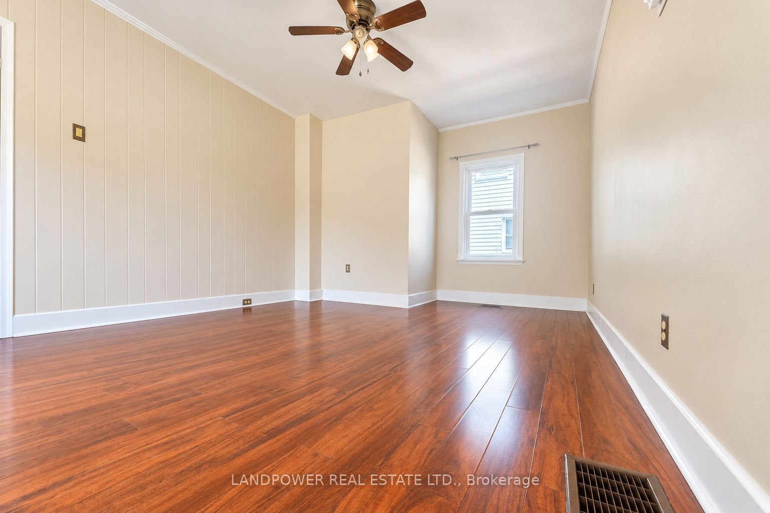 Unit Main Floor - 451 Ontario Street S, Newmarket 5