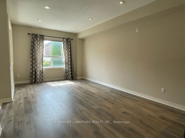 46 Stoneheath Crescent, Markham 5