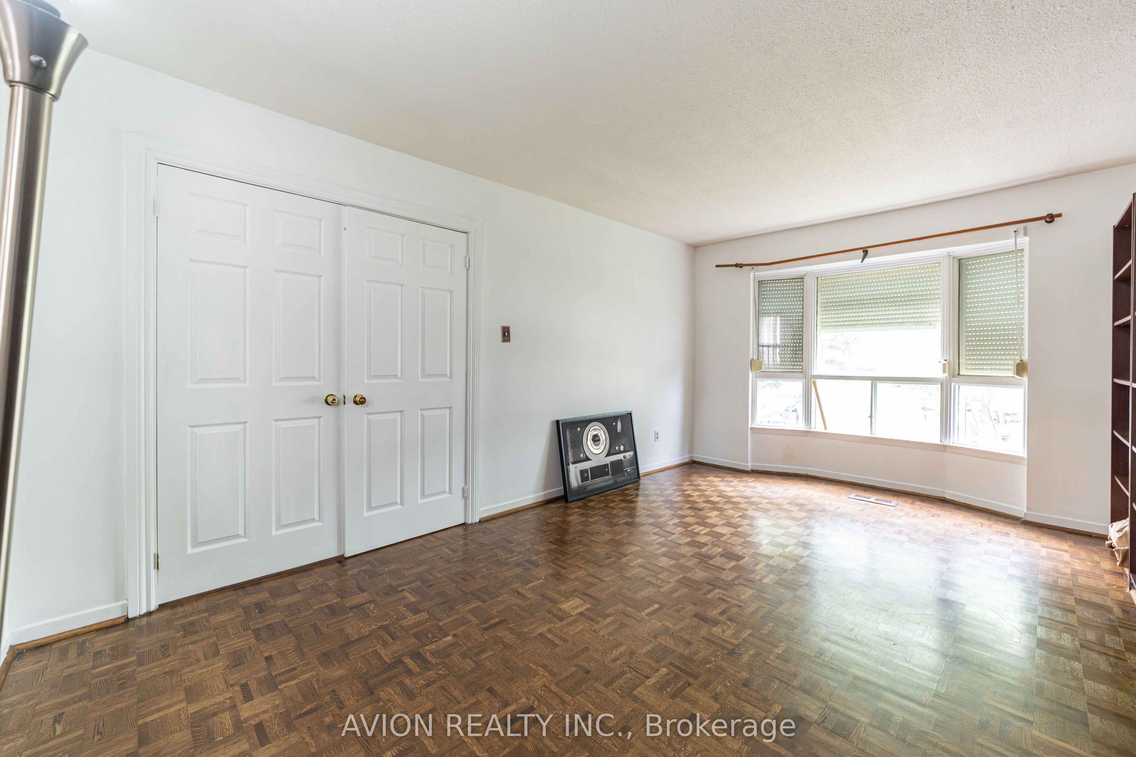 241 Weldrick Road W, Richmond Hill 5