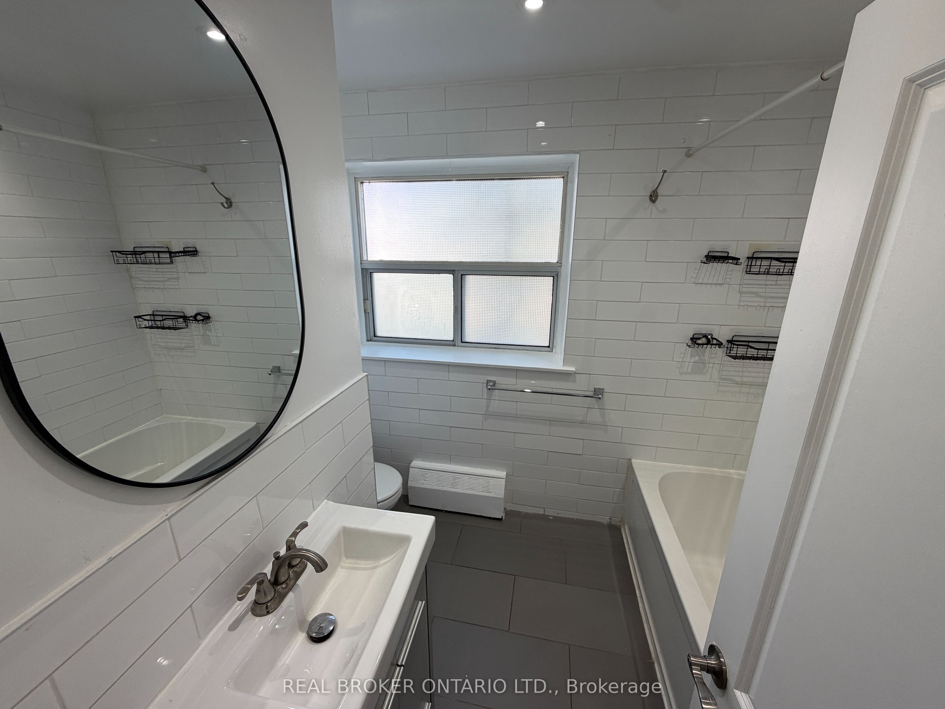 Unit 105 - 50 Benson Avenue, Richmond Hill 3