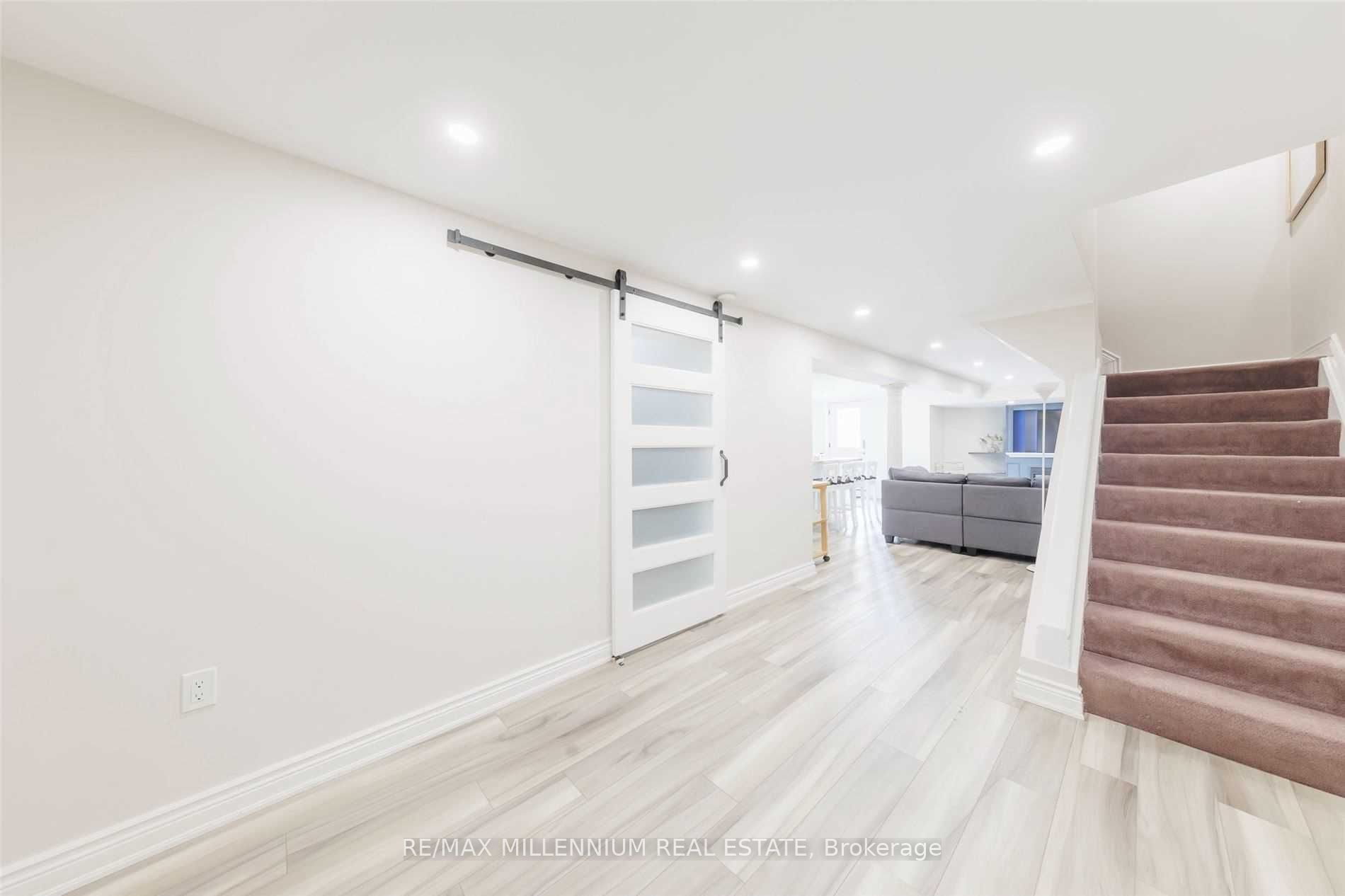Unit Lower - 101 Loma Vista Drive, Vaughan 4