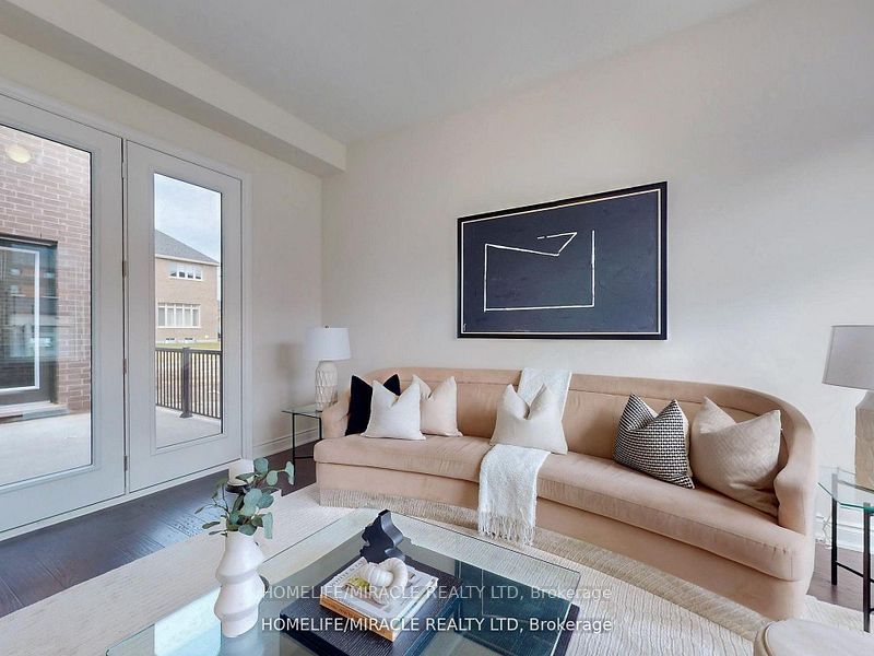 25 Joiner Circle, Whitchurch-Stouffville 5
