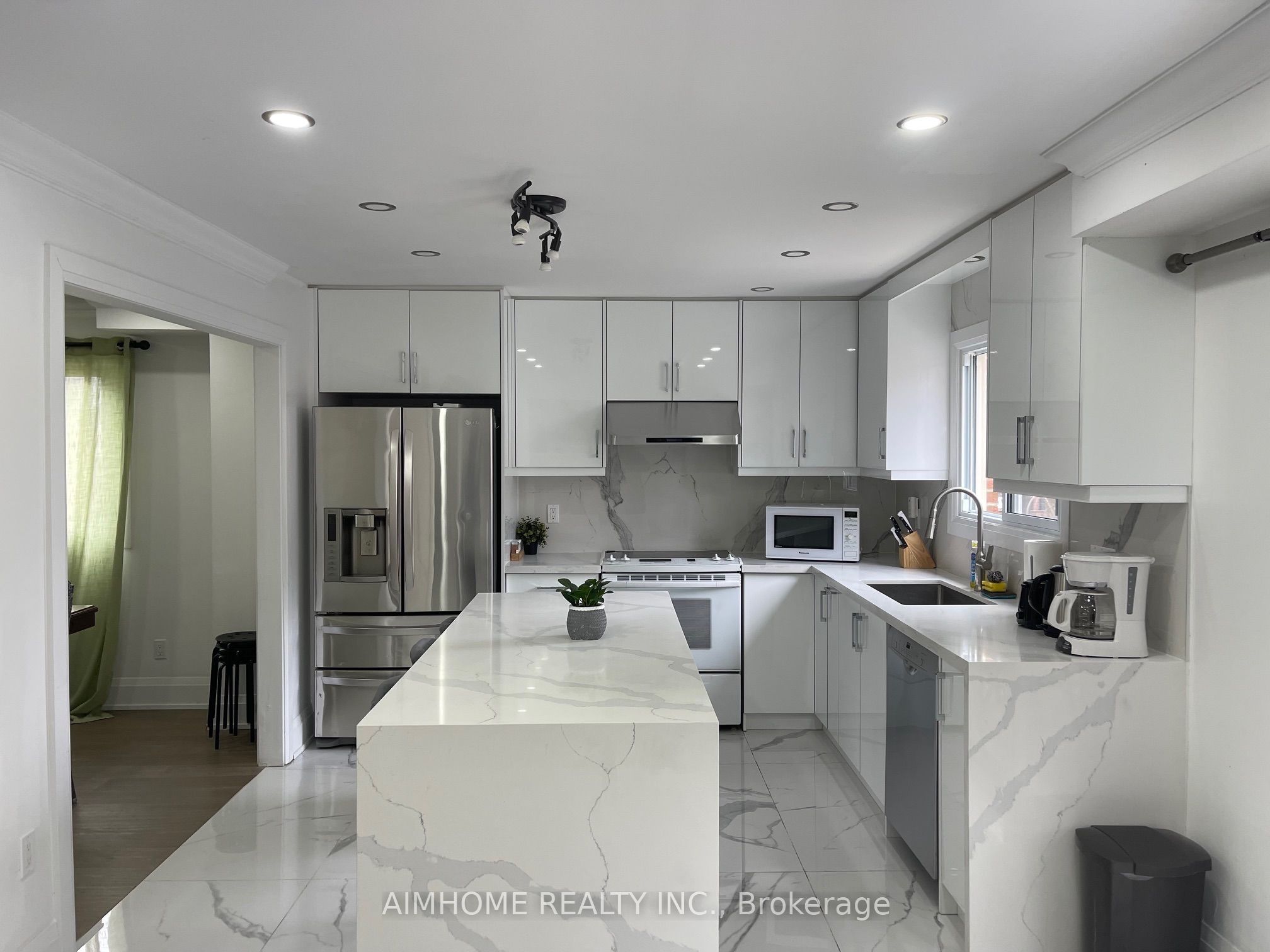 Unit Main - 166 Fincham Avenue, Markham 5