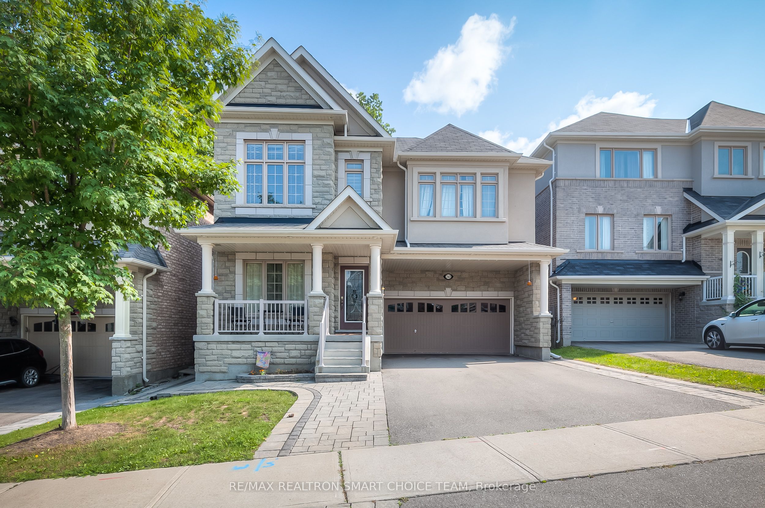 Unit Bsmt - 243 Gord Clelland Gate, Newmarket 1