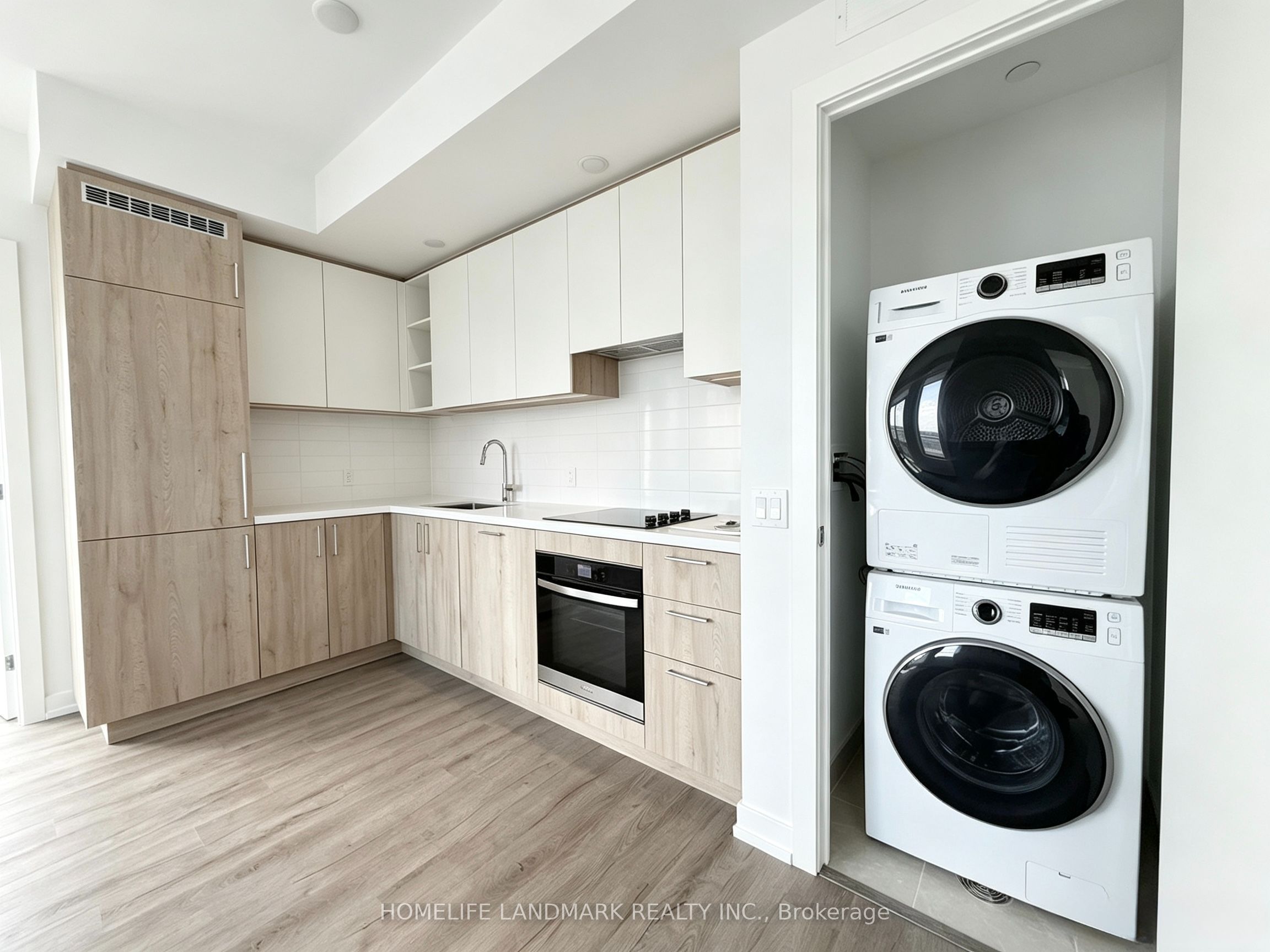 Unit 2002 - 21 Meadowdale Road, Vaughan 3