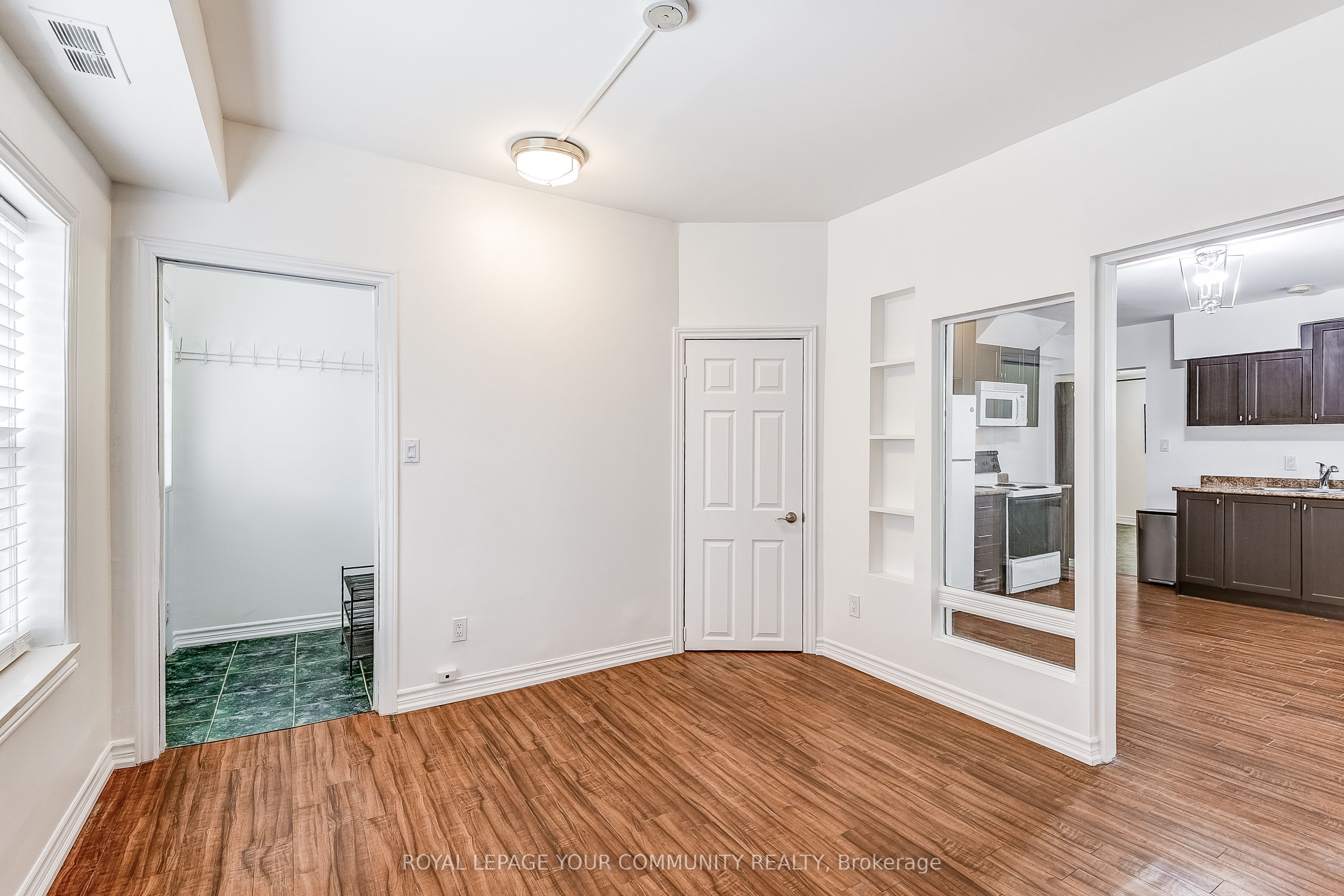 Unit A - 23-A Washington Street, Markham 5