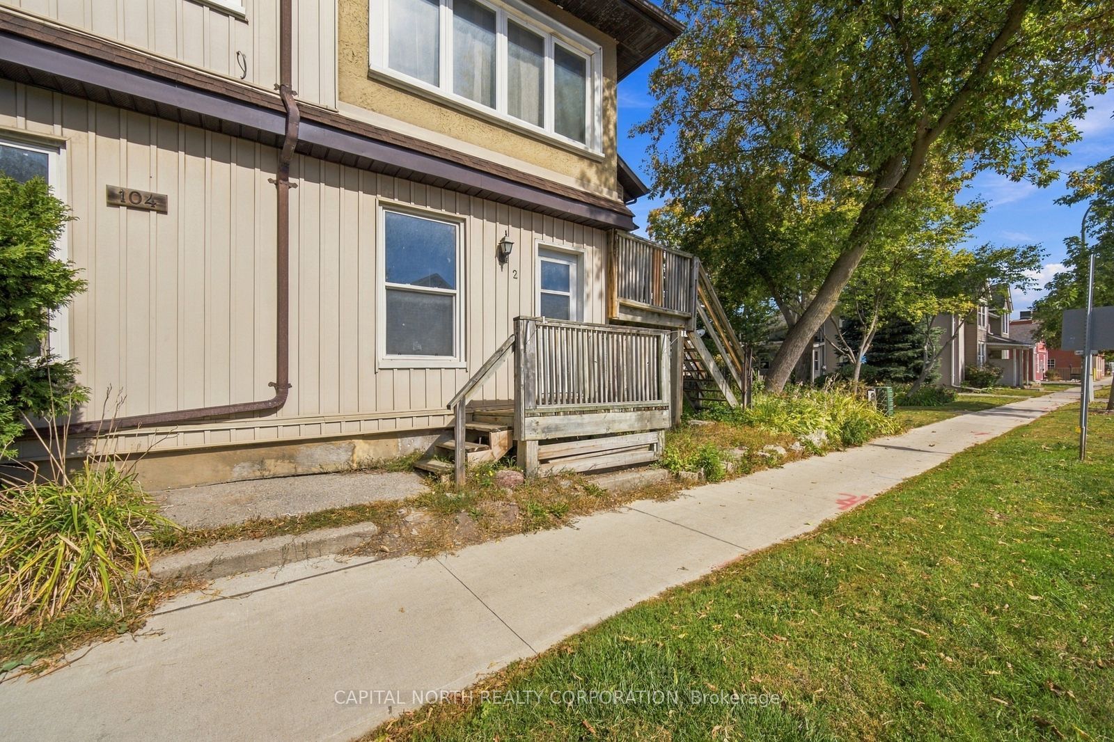 Unit 2 - 104 Wellington Street E, Aurora 4