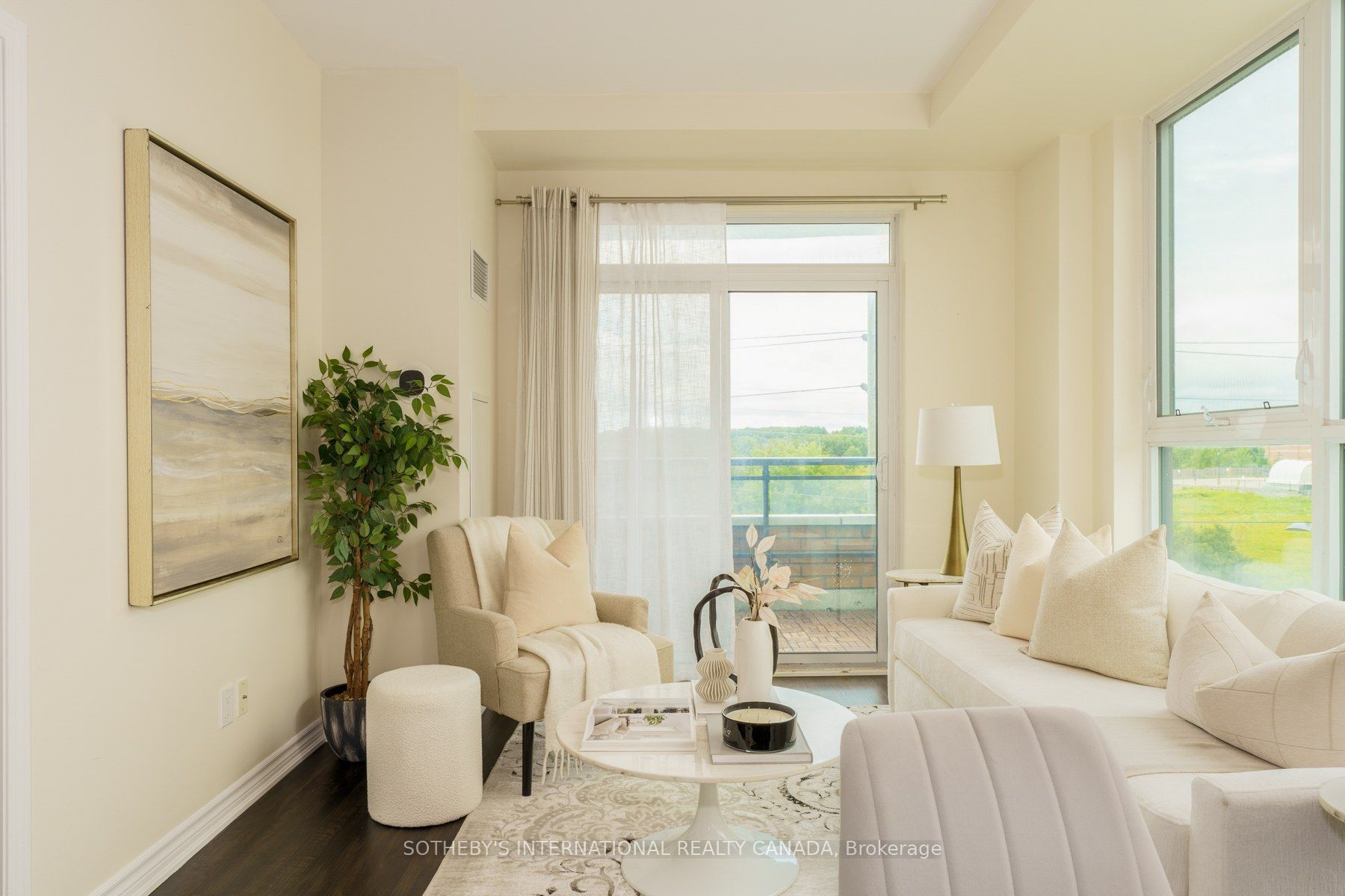 Unit 521 - 11611 Yonge Street, Richmond Hill 2