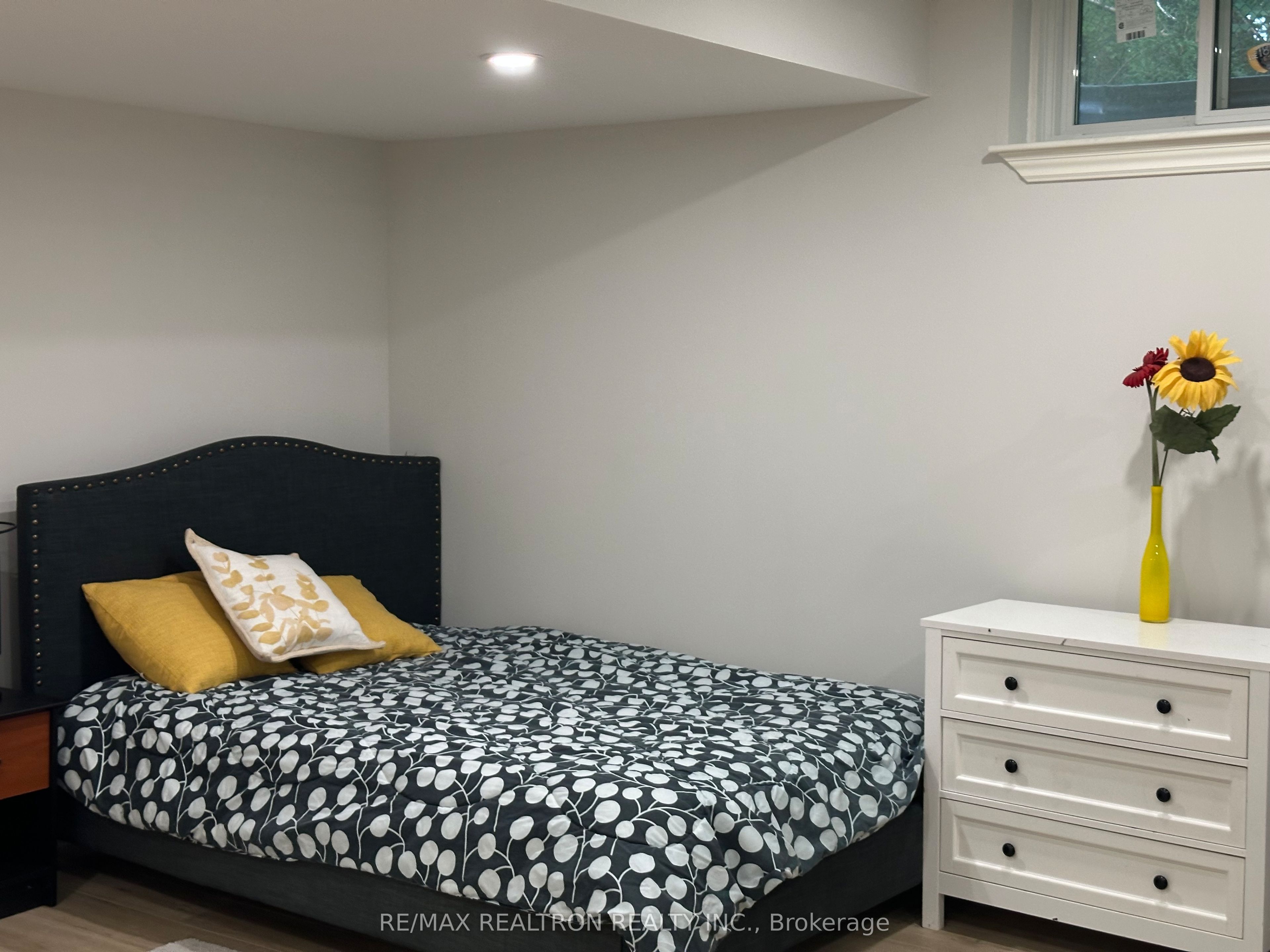 Unit Bsmt - 111 Spring Blossom Crescent, Markham 5