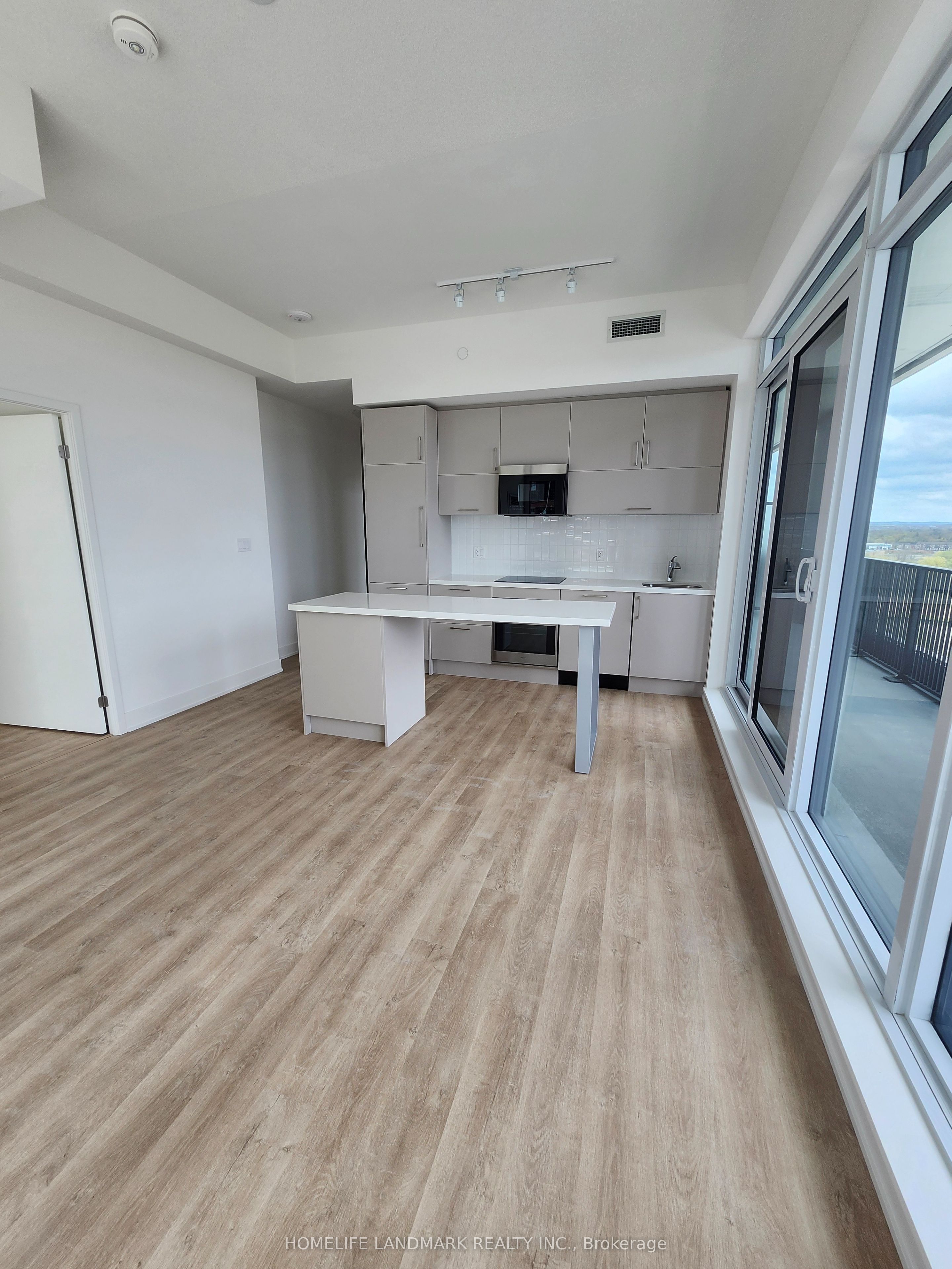 Unit E920 - 56 Andre De Grasse Street, Markham 2