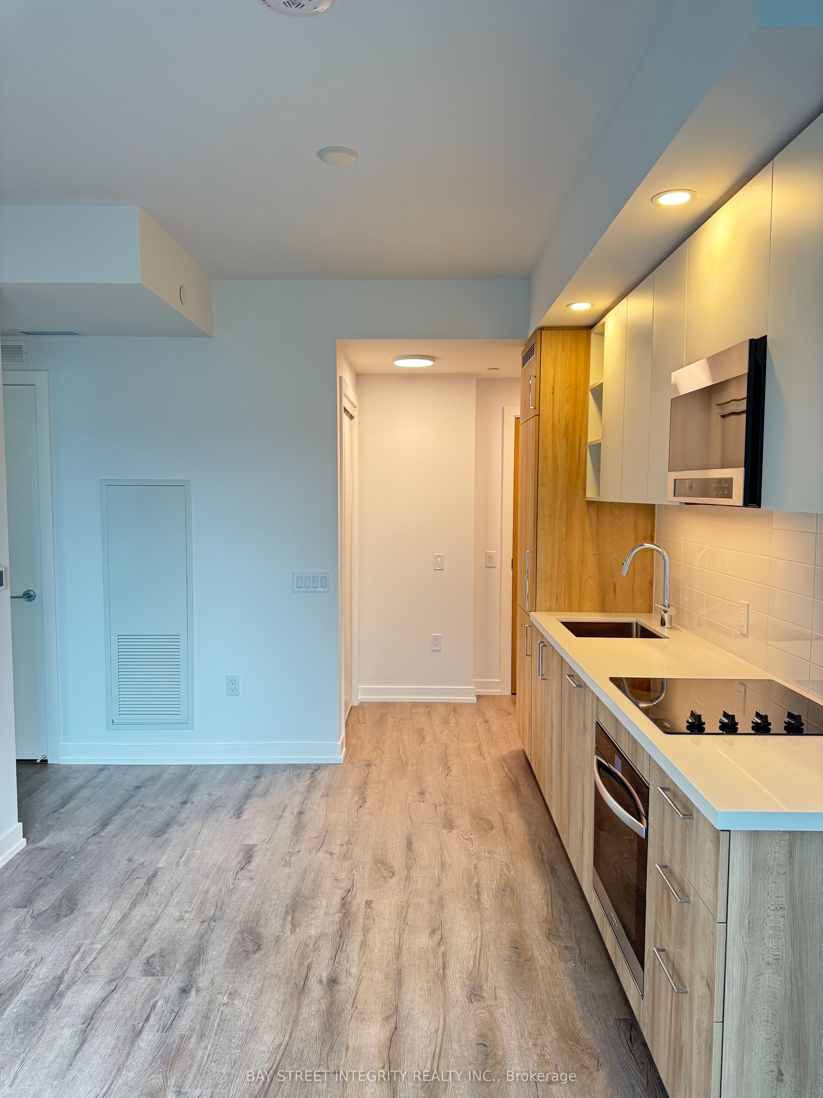 Unit 2106 - 5 Meadowdale Road, Vaughan 2