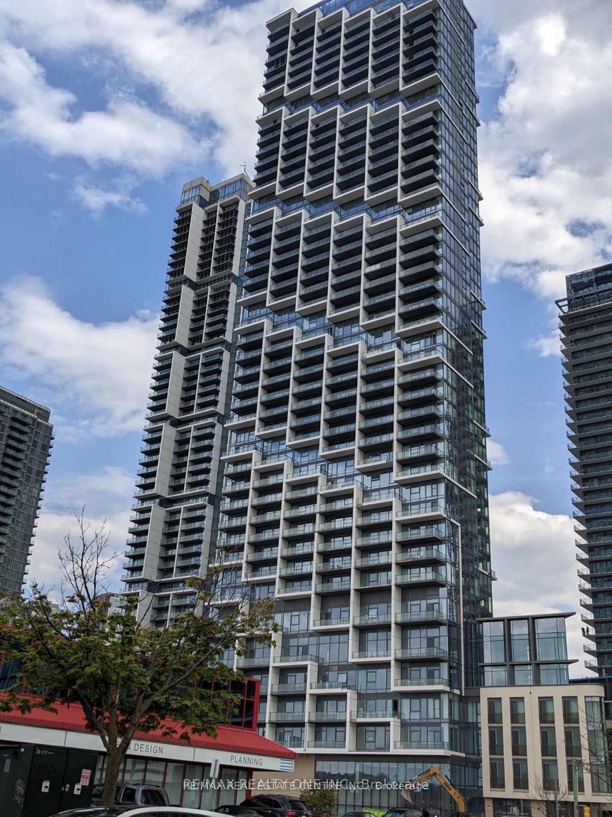 Unit 3915 - 1000 Portage Parkway, Vaughan 2