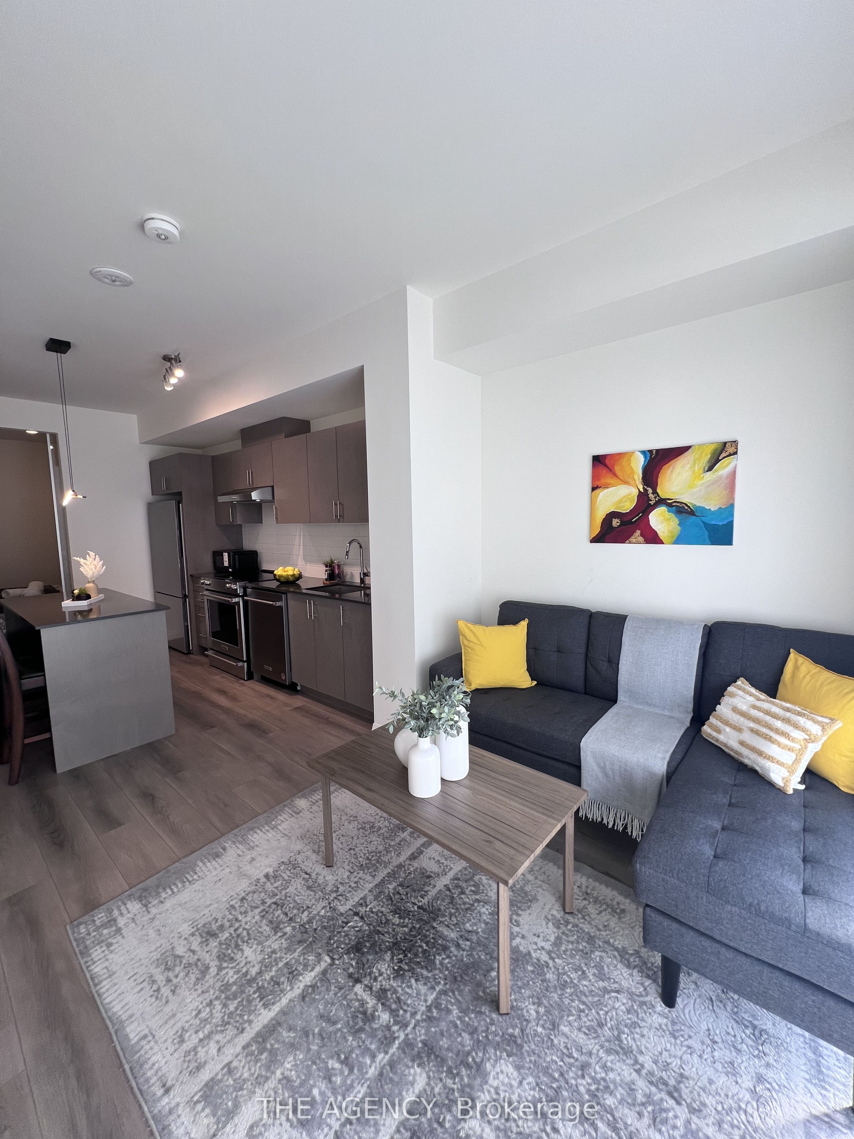 Unit 1402 - 8960 Jane Street E, Vaughan 5