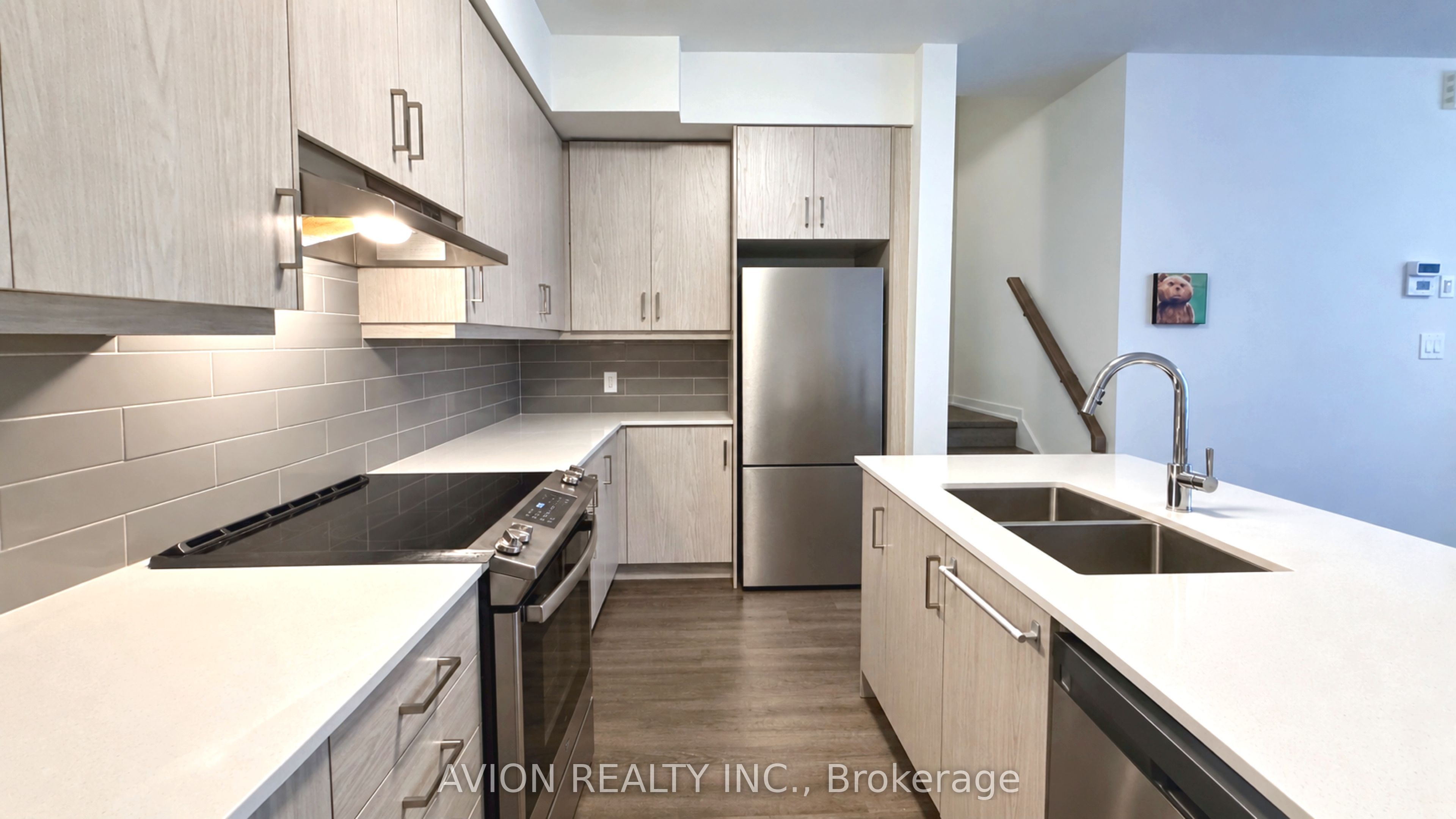 Unit 99 - 10 Almond Blossom Mews, Vaughan 4