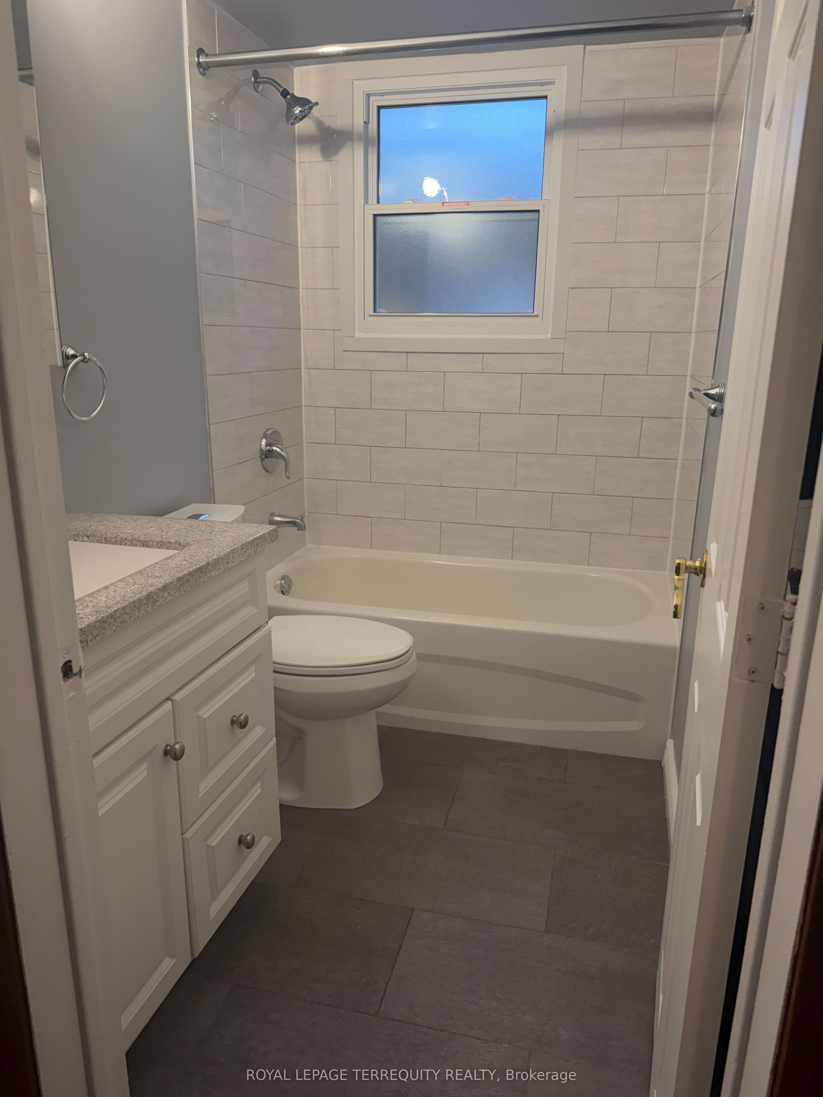 444 Osiris Drive, Richmond Hill 4