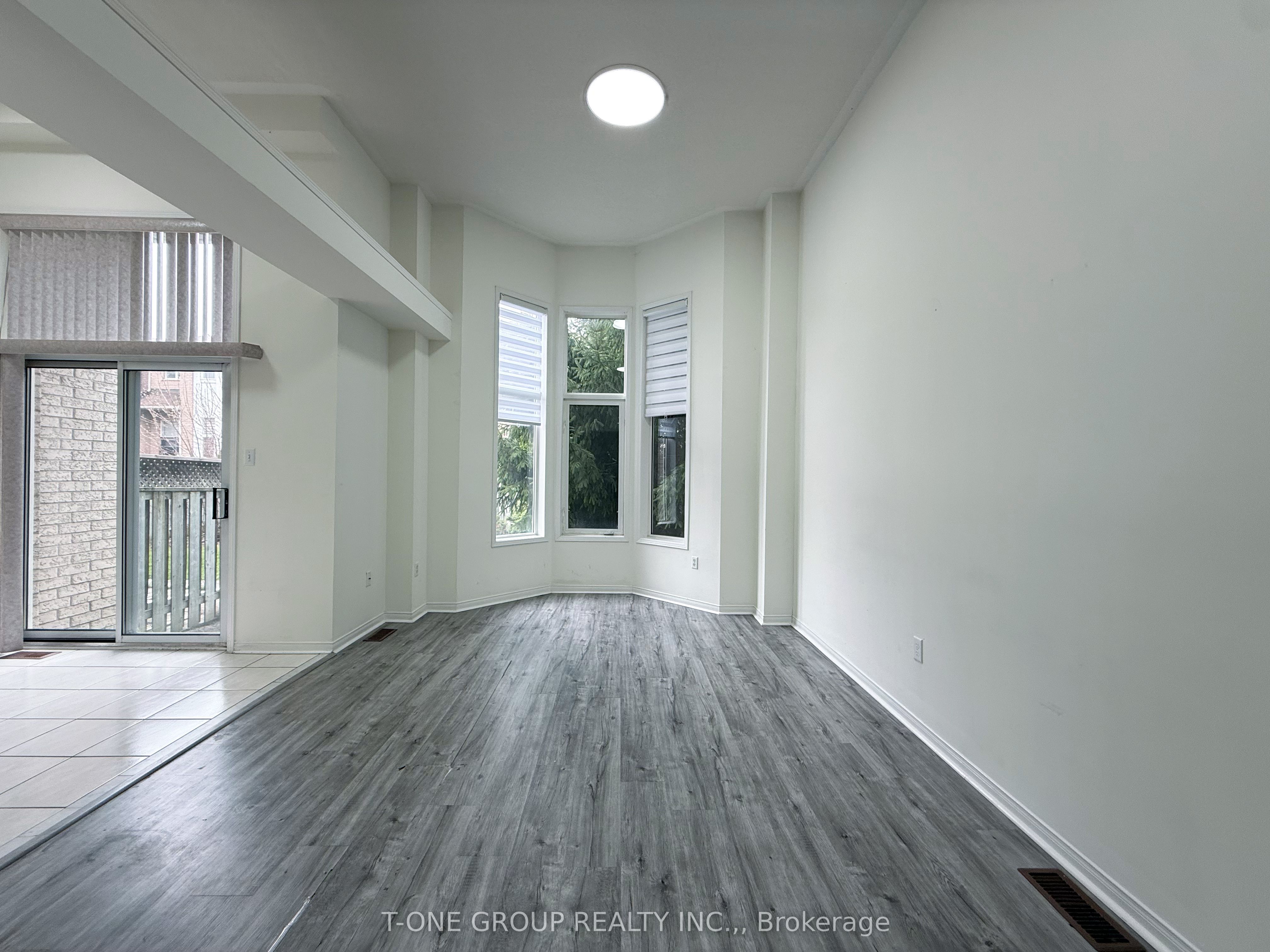 90 Bridlepath Street, Richmond Hill 5