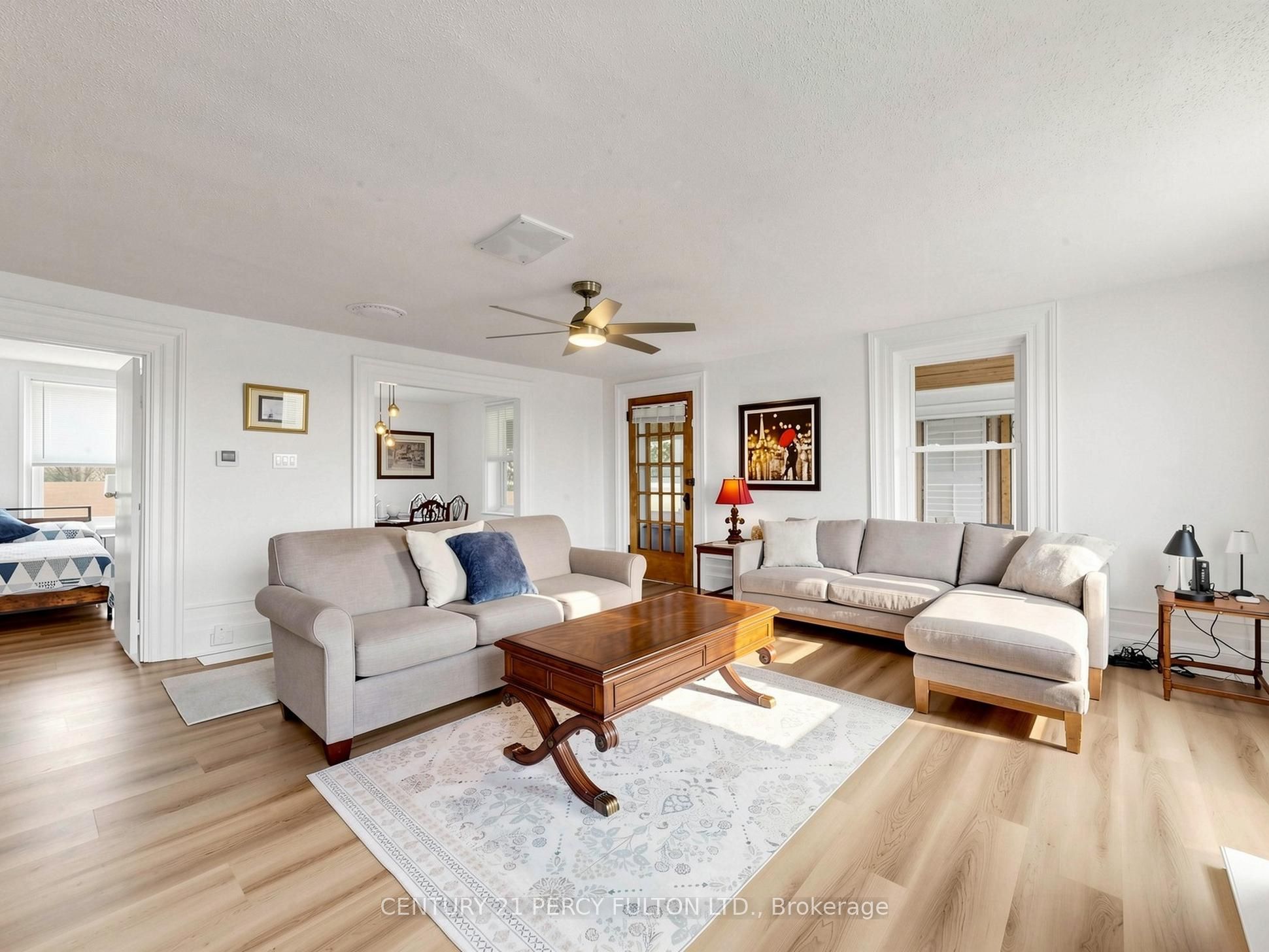 29018 Highway 48, Georgina 5