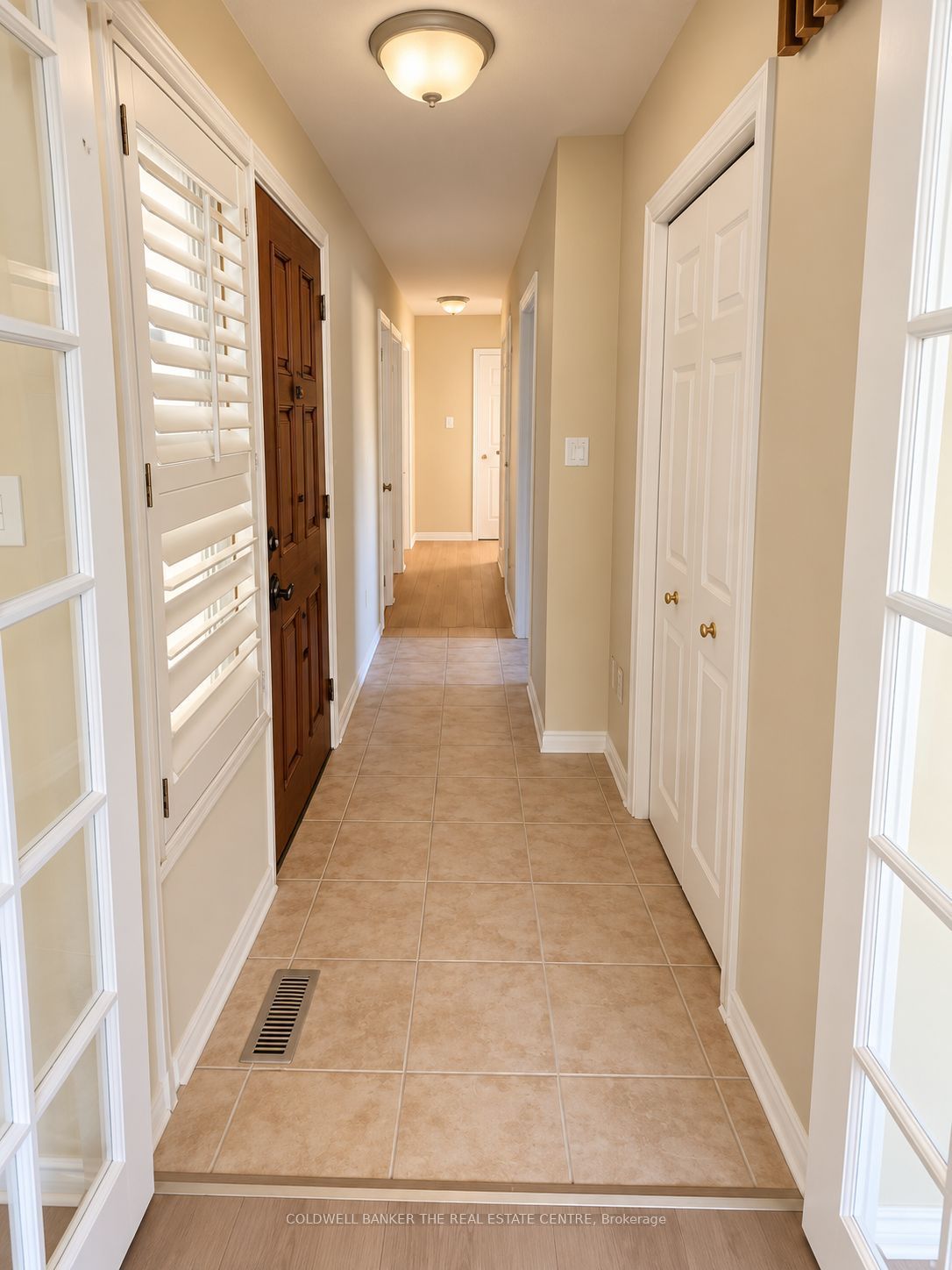 Unit Main - 140 Woodpark Place, Newmarket 3