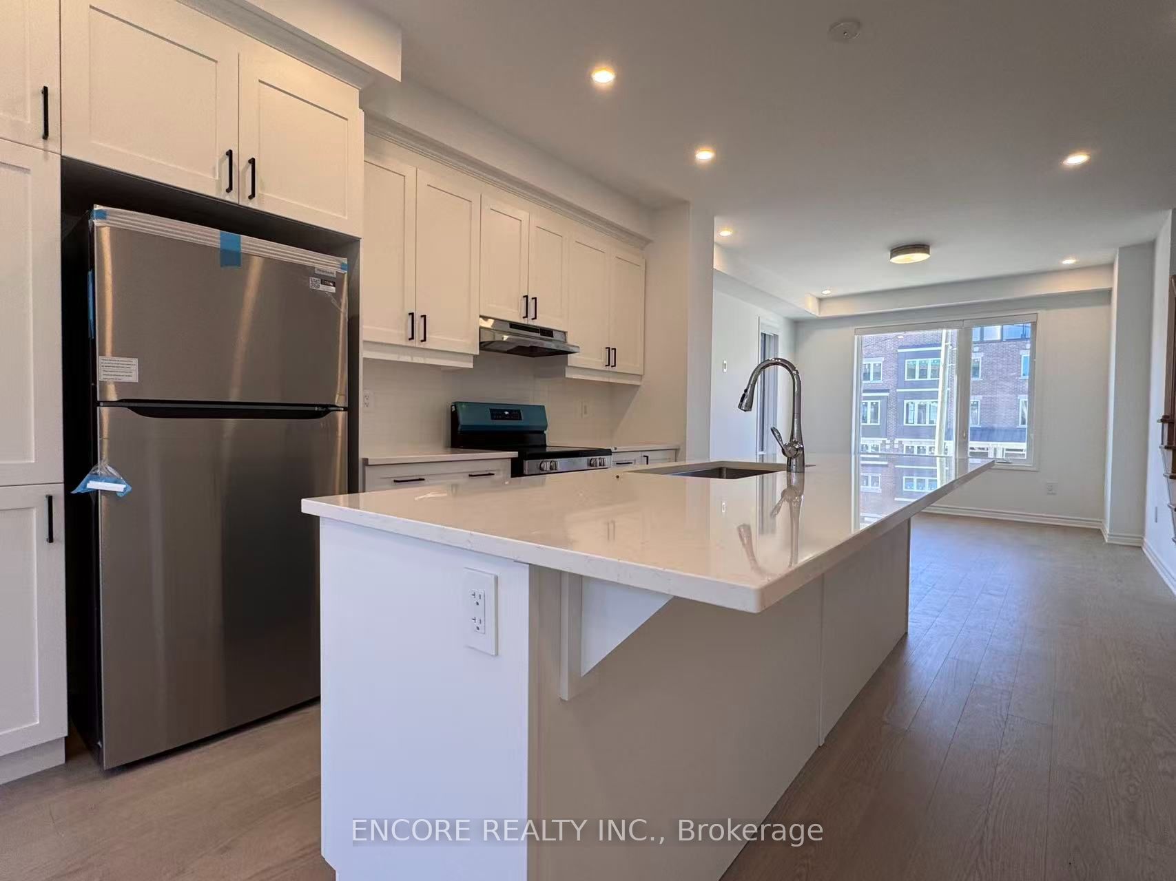 327 Stony Hill Boulevard, Markham 3