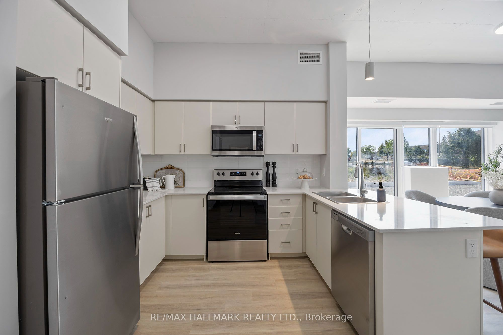 Unit 430 - 70 Dean Avenue, Barrie 5